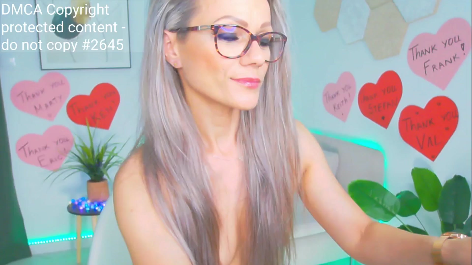 Gallery image thumbnail from Magic__Candy's myfreecams stream on, 07/06/2025, 18:01 image 19 of 20