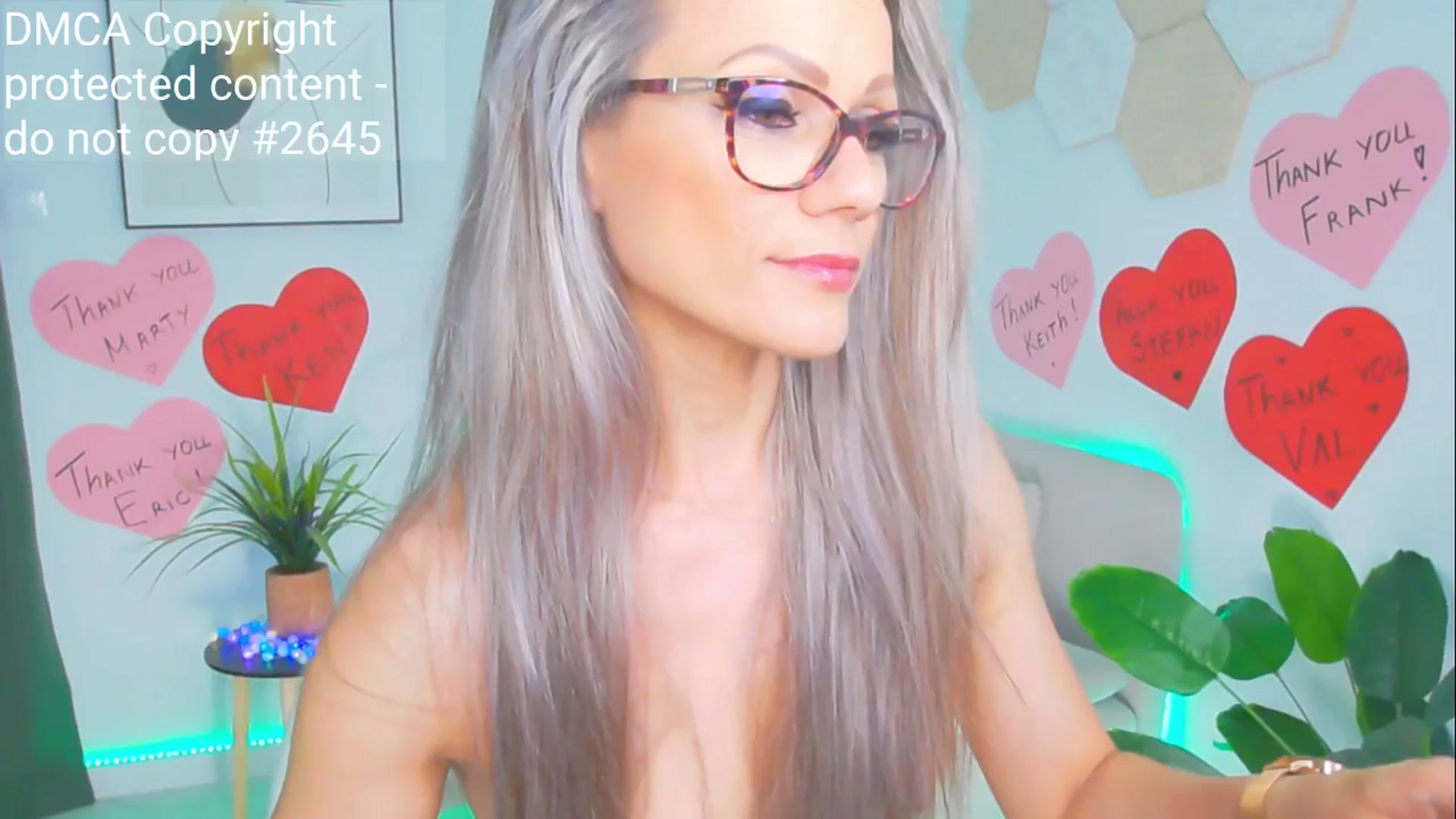 Gallery image thumbnail from Magic__Candy's myfreecams stream on, 07/06/2025, 18:01 image 10 of 20