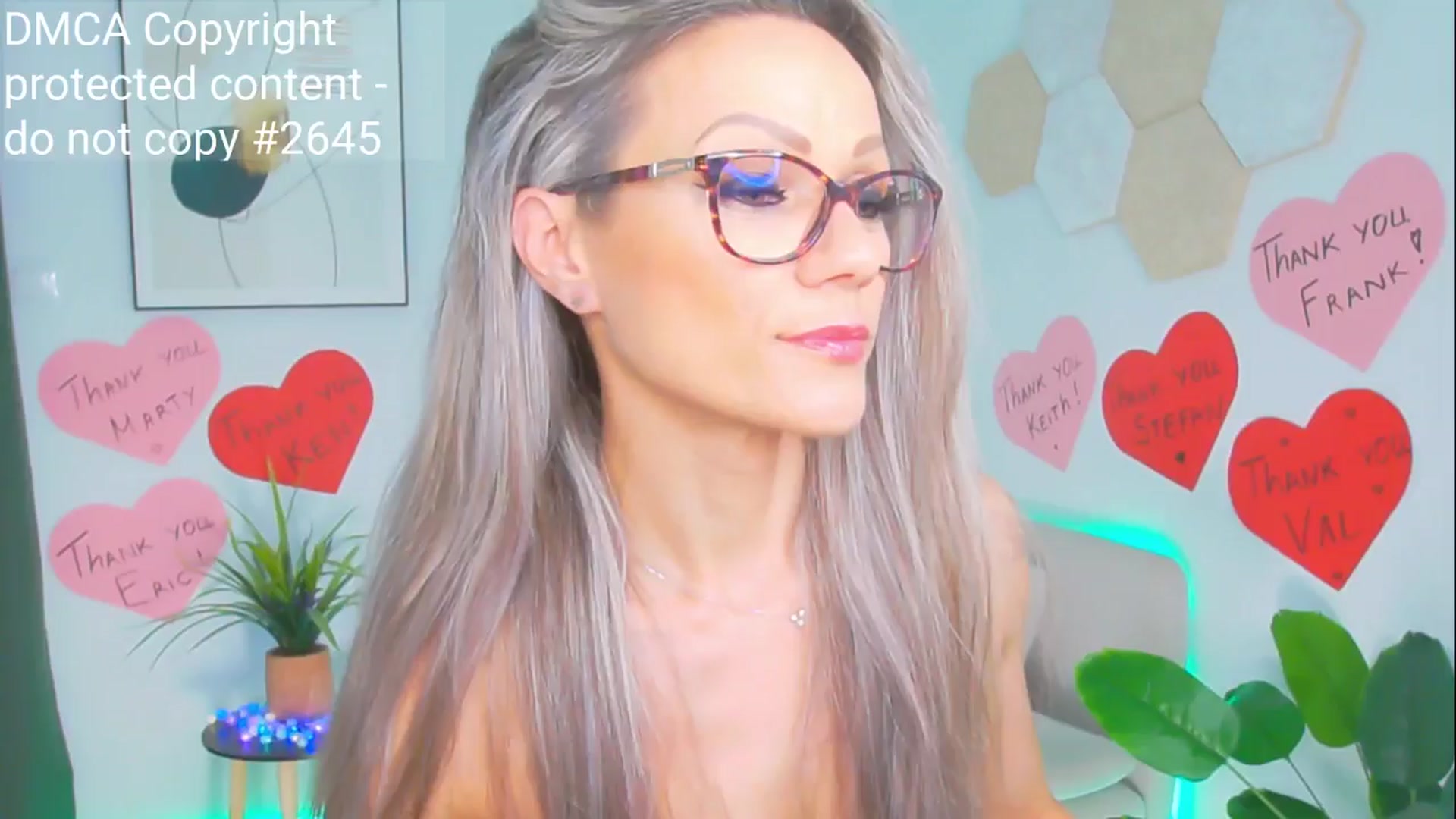 Gallery image thumbnail from Magic__Candy's myfreecams stream on, 07/06/2025, 18:01 image 16 of 20