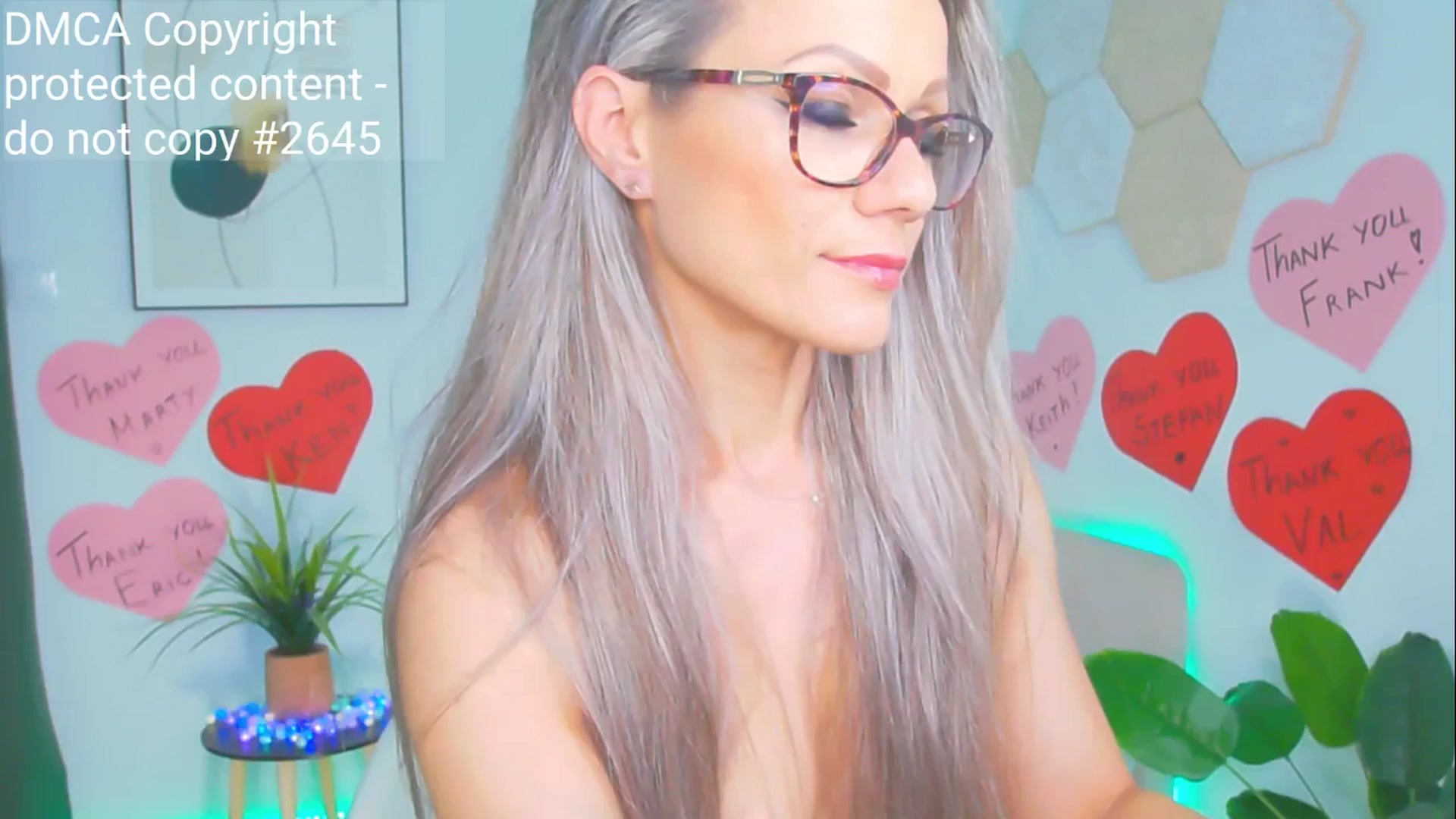 Gallery image thumbnail from Magic__Candy's myfreecams stream on, 07/06/2025, 18:01 image 14 of 20