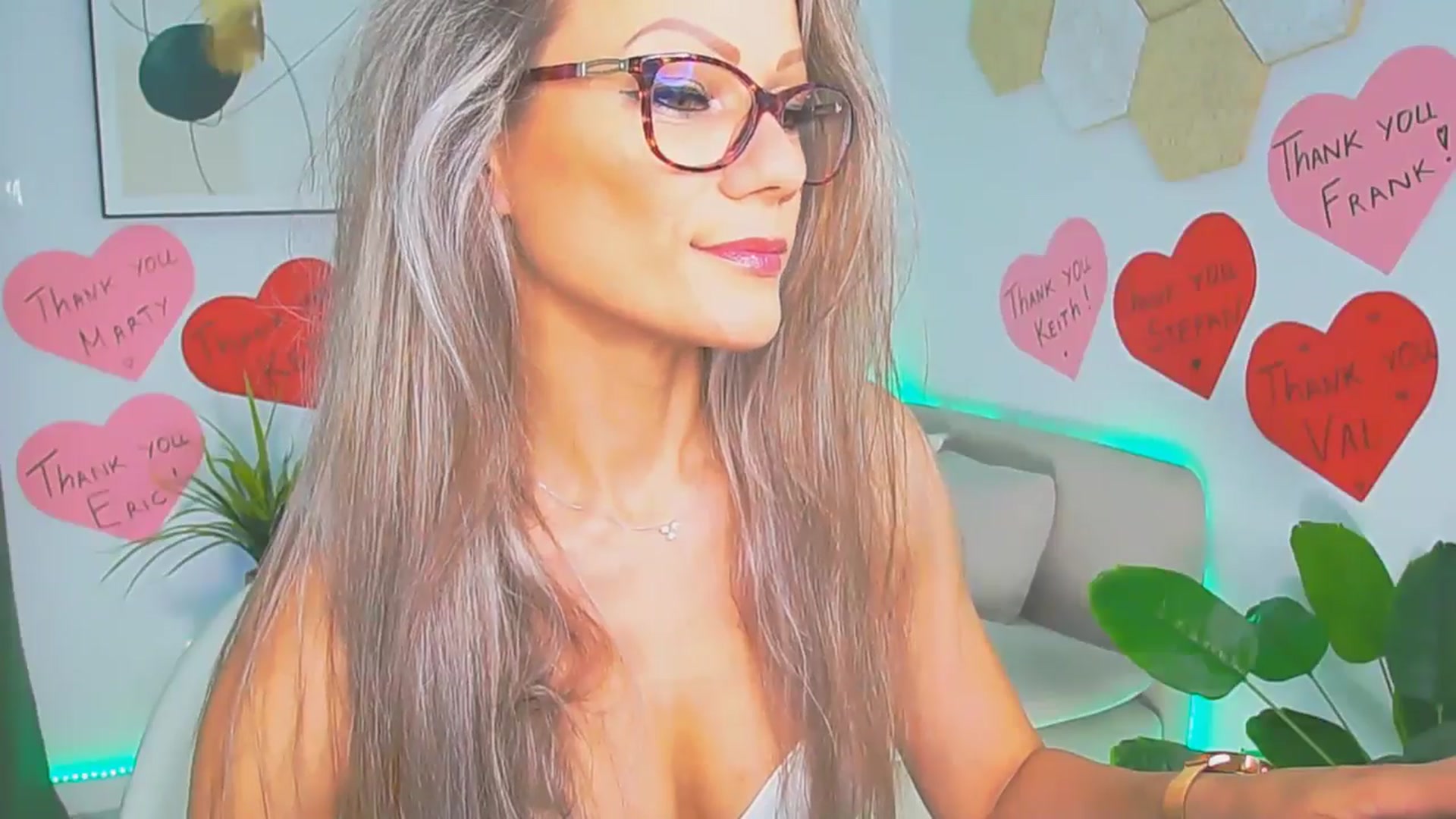 Gallery image thumbnail from Magic__Candy's myfreecams stream on, 07/16/2025, 03:42 image 7 of 20