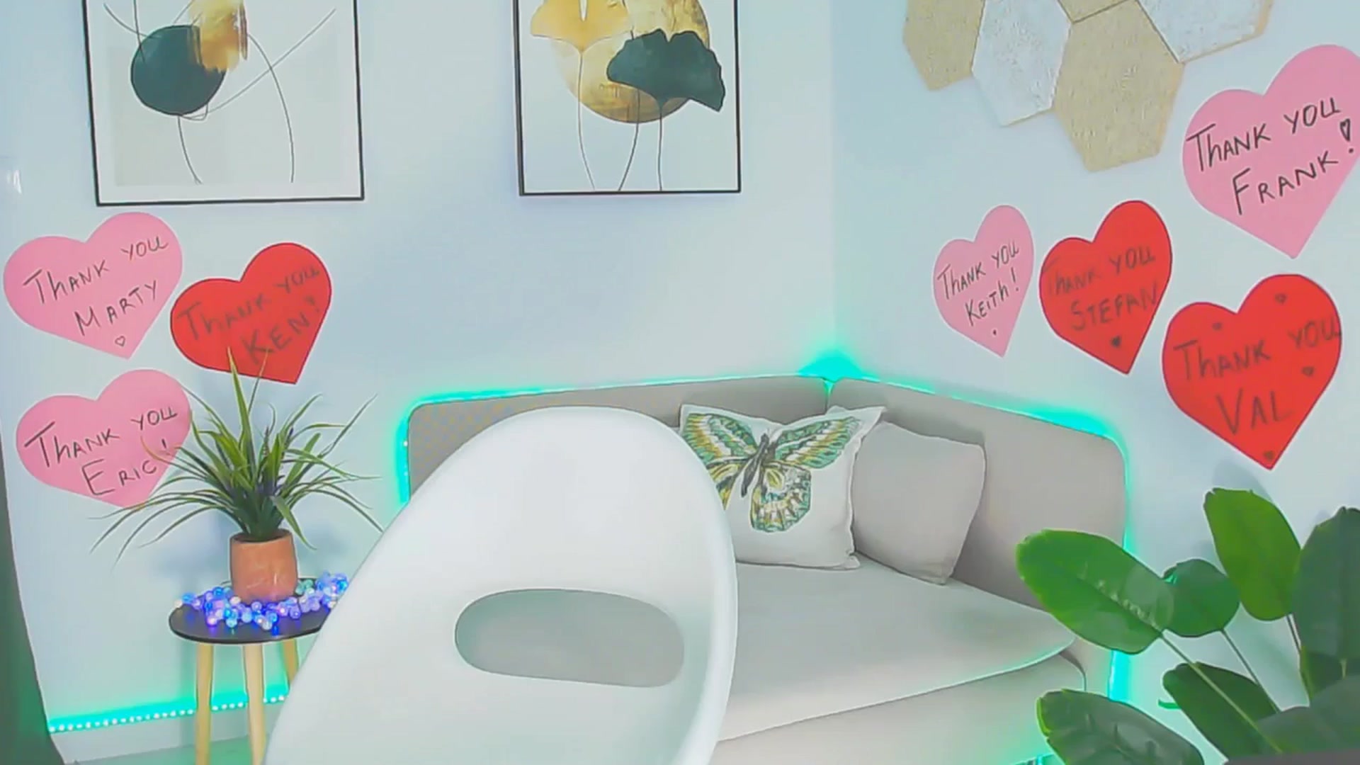 Gallery image thumbnail from Magic__Candy's myfreecams stream on, 07/16/2025, 03:42 image 1 of 20