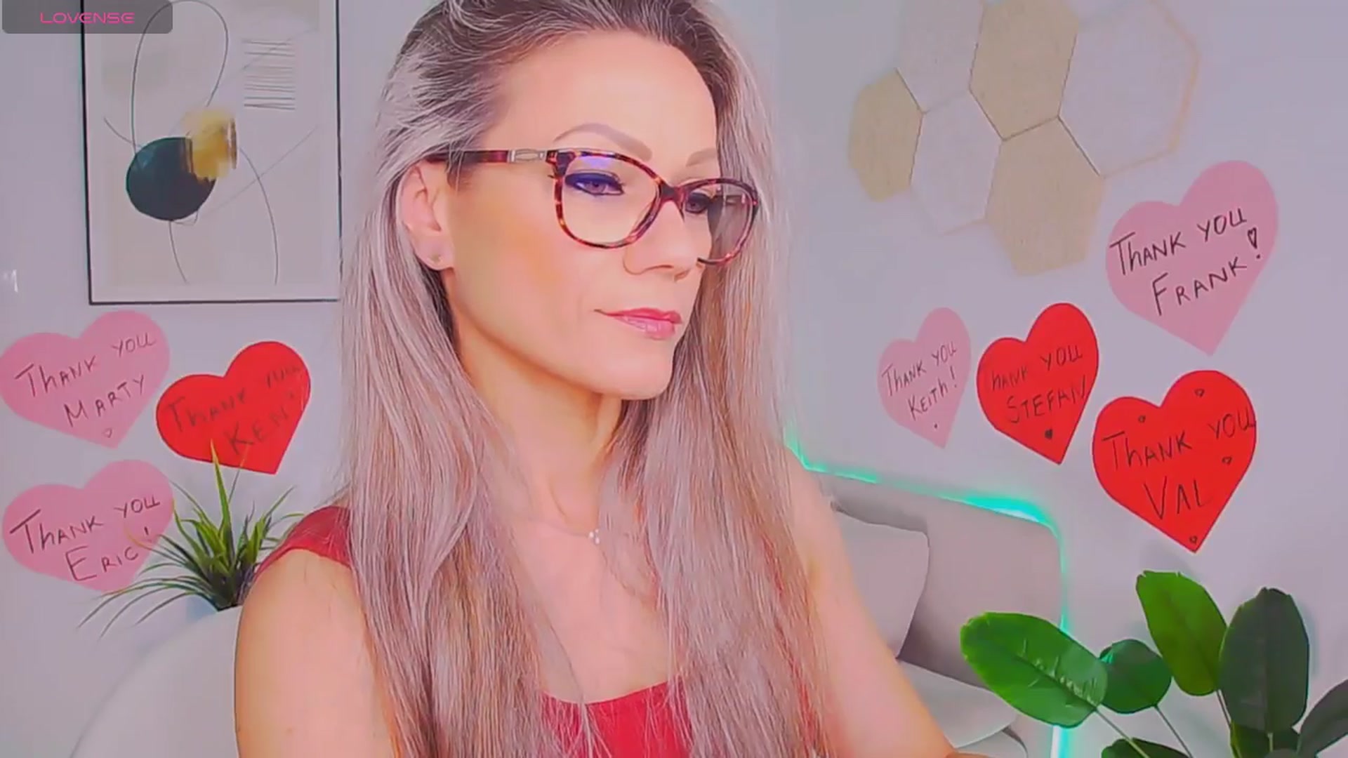 Gallery image thumbnail from Magic__Candy's myfreecams stream on, 07/19/2025, 01:33 image 18 of 20