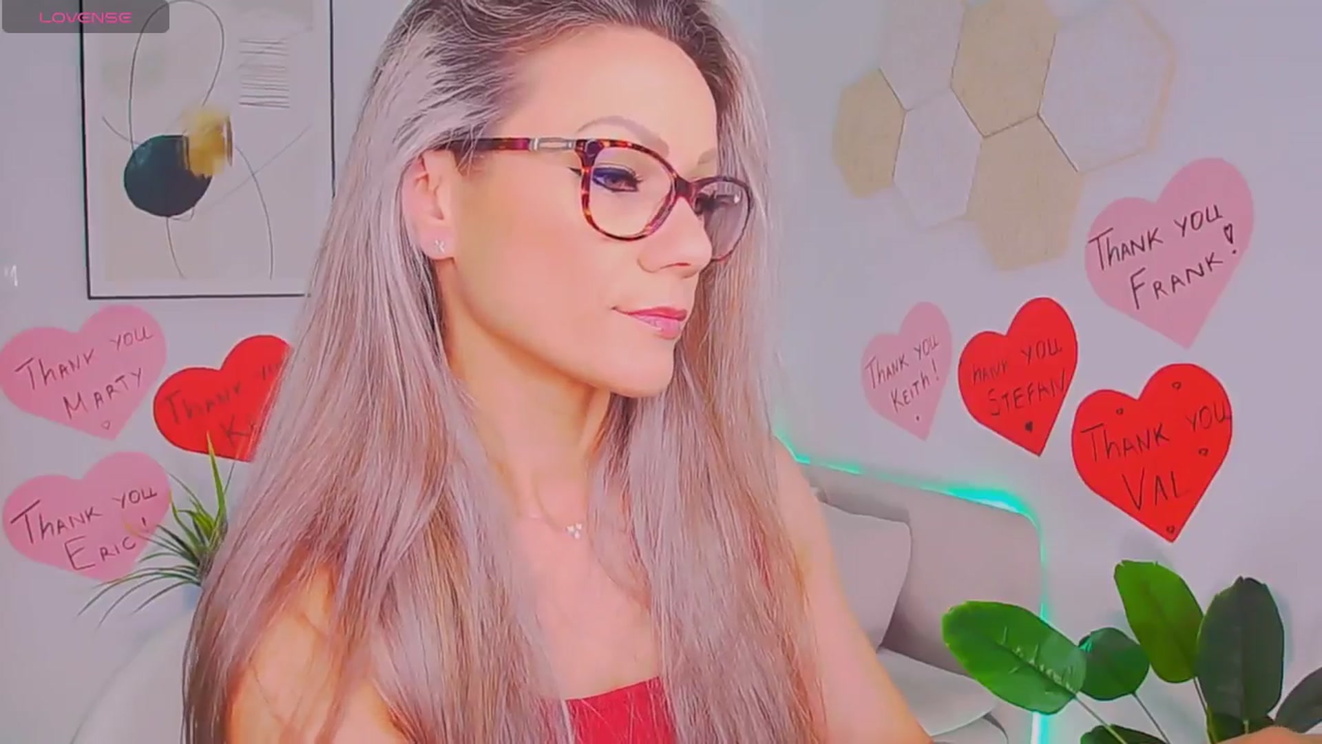 Gallery image thumbnail from Magic__Candy's myfreecams stream on, 07/19/2025, 01:33 image 13 of 20