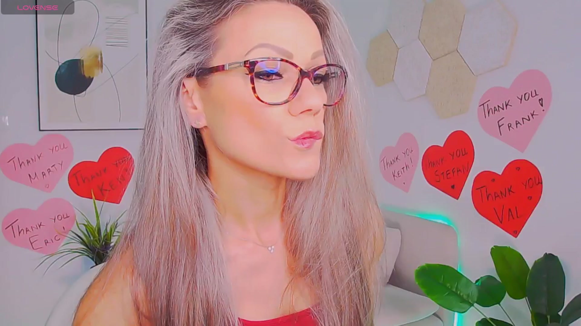 Gallery image thumbnail from Magic__Candy's myfreecams stream on, 07/19/2025, 01:33 image 3 of 20