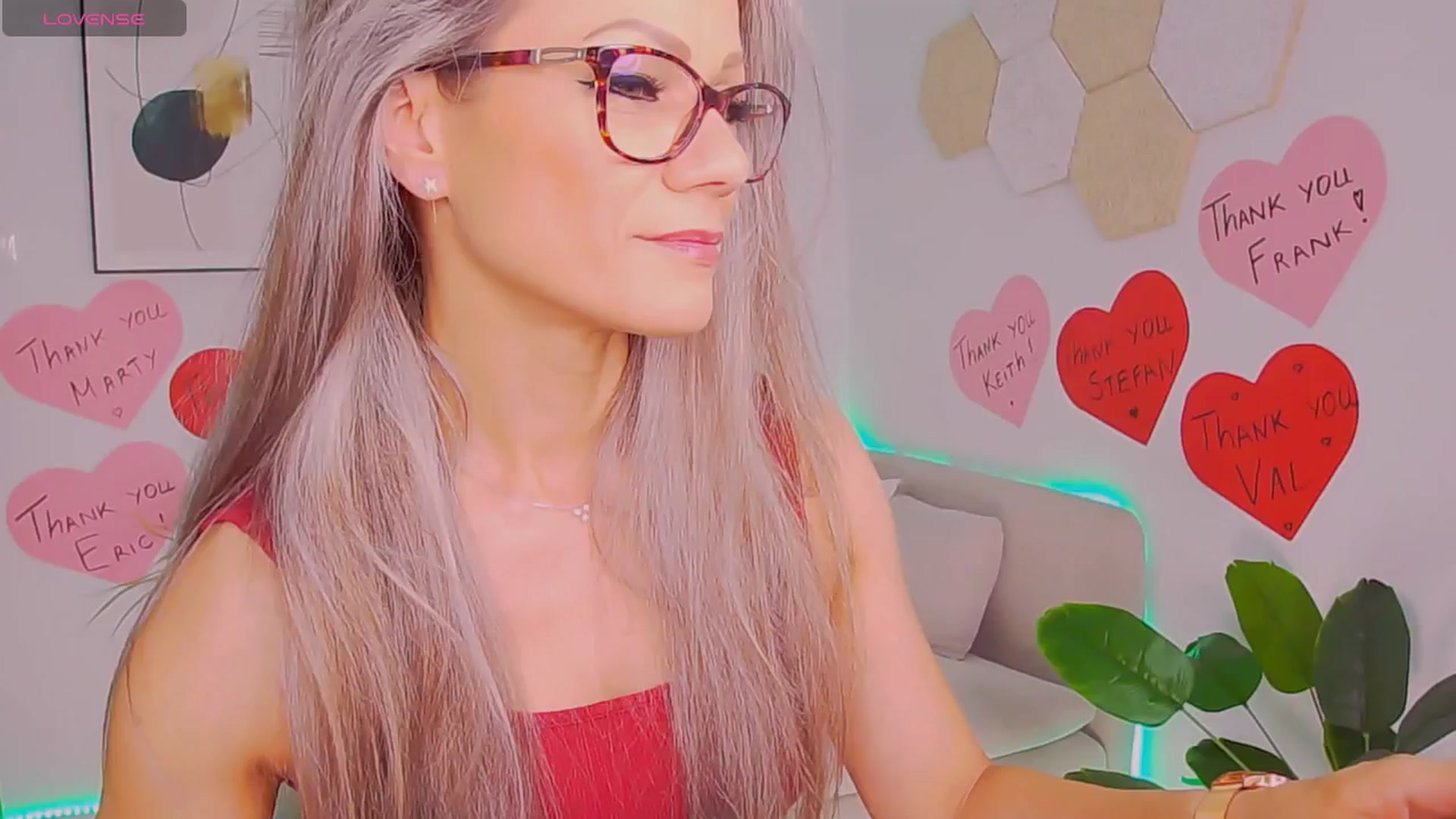 Gallery image thumbnail from Magic__Candy's myfreecams stream on, 07/19/2025, 02:30 image 5 of 20