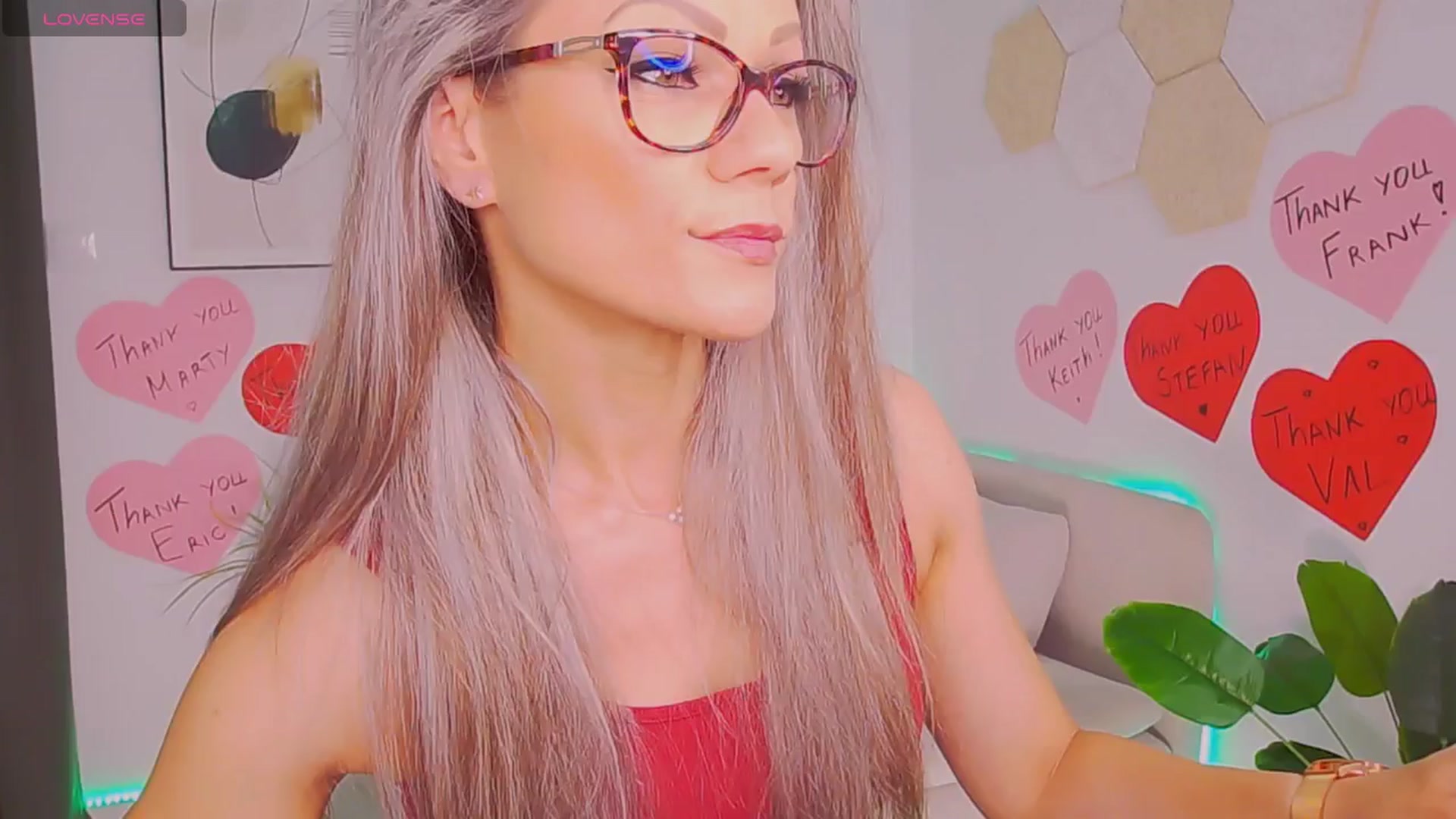 Gallery image thumbnail from Magic__Candy's myfreecams stream on, 07/19/2025, 02:30 image 14 of 20