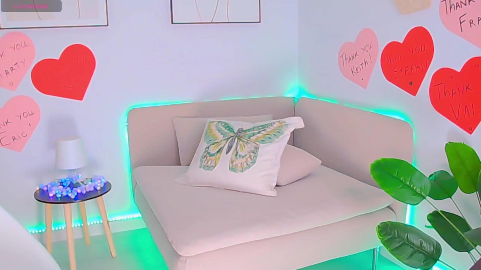Gallery image thumbnail from Magic__Candy's myfreecams stream on, 07/20/2025, 24:09 image 13 of 20