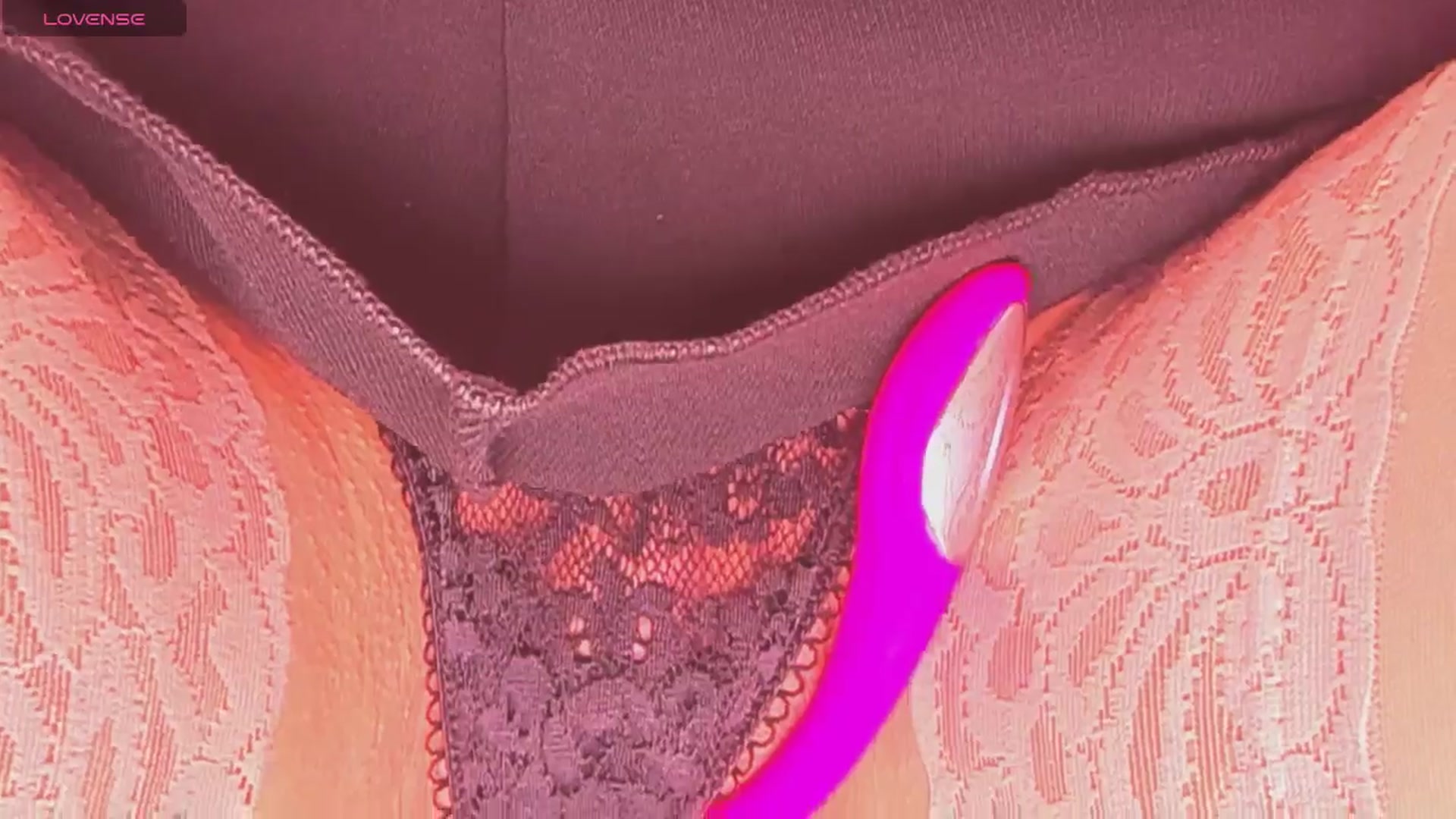 Gallery image thumbnail from Magic__Candy's myfreecams stream on, 07/20/2025, 24:09 image 6 of 20