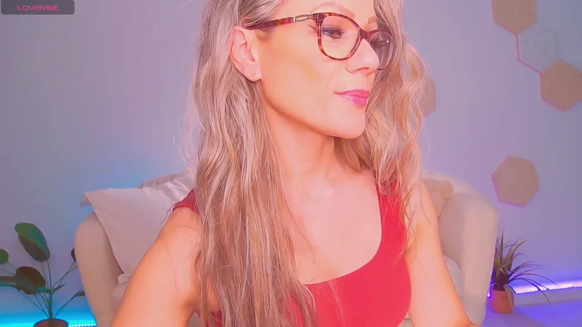 Gallery image thumbnail from Magic__Candy's myfreecams stream on, 11/16/2025, 03:15 image 6 of 20