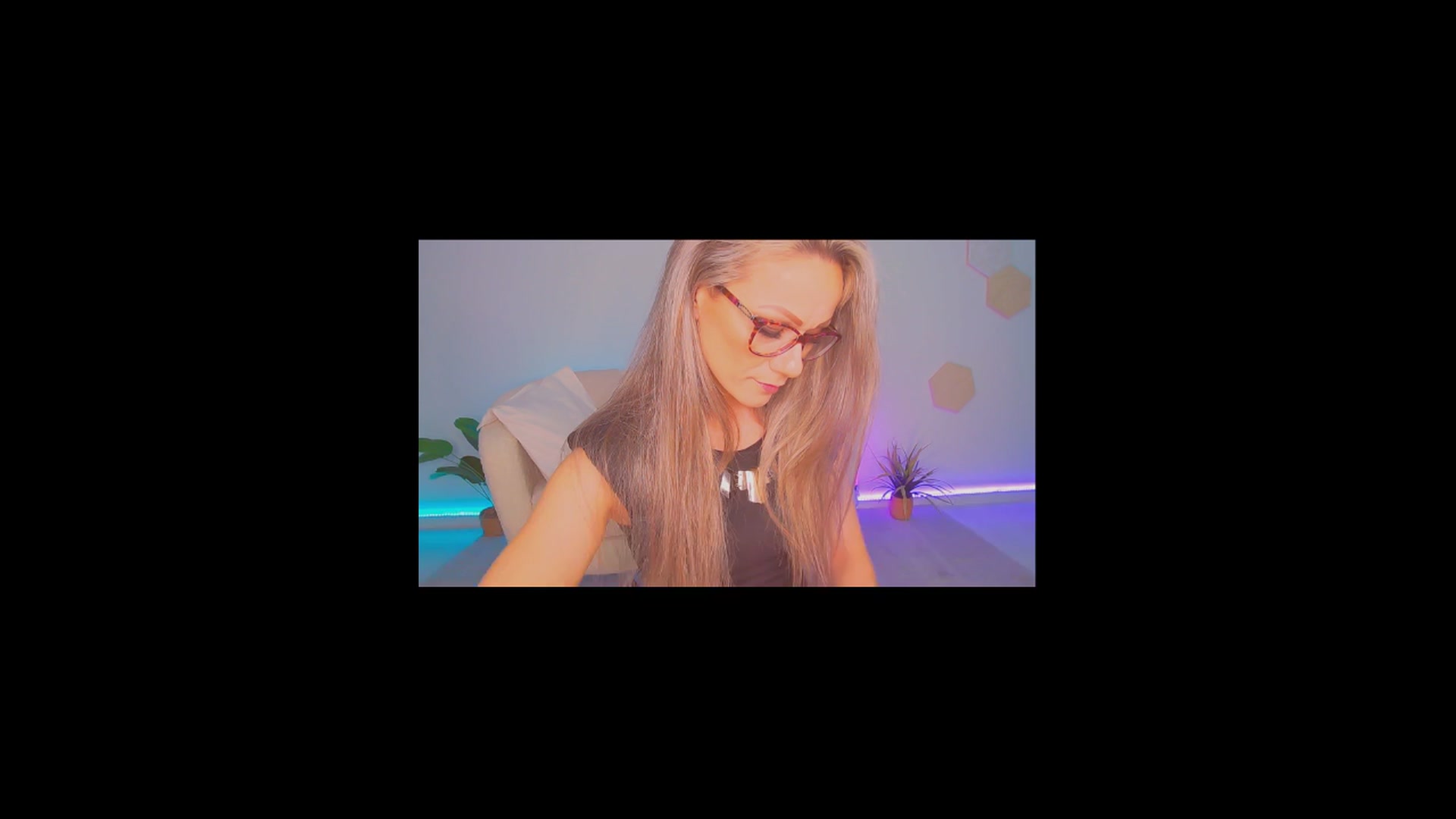 Gallery image thumbnail from Magic__Candy's myfreecams stream on, 11/20/2025, 03:13 image 8 of 20