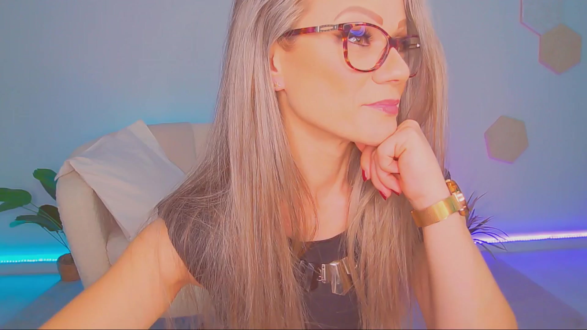Gallery image thumbnail from Magic__Candy's myfreecams stream on, 11/20/2025, 03:13 image 11 of 20