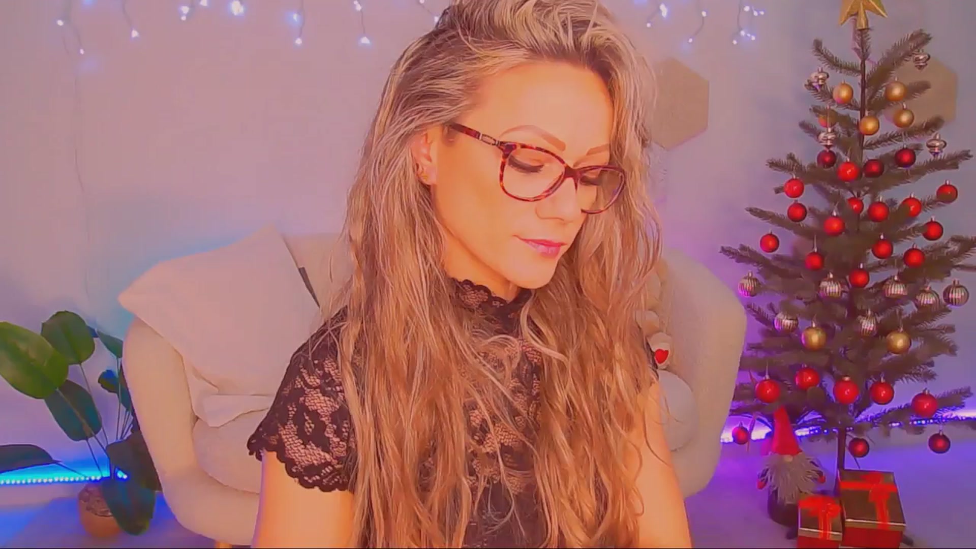Gallery image thumbnail from Magic__Candy's myfreecams stream on, 11/30/2025, 03:04 image 11 of 20