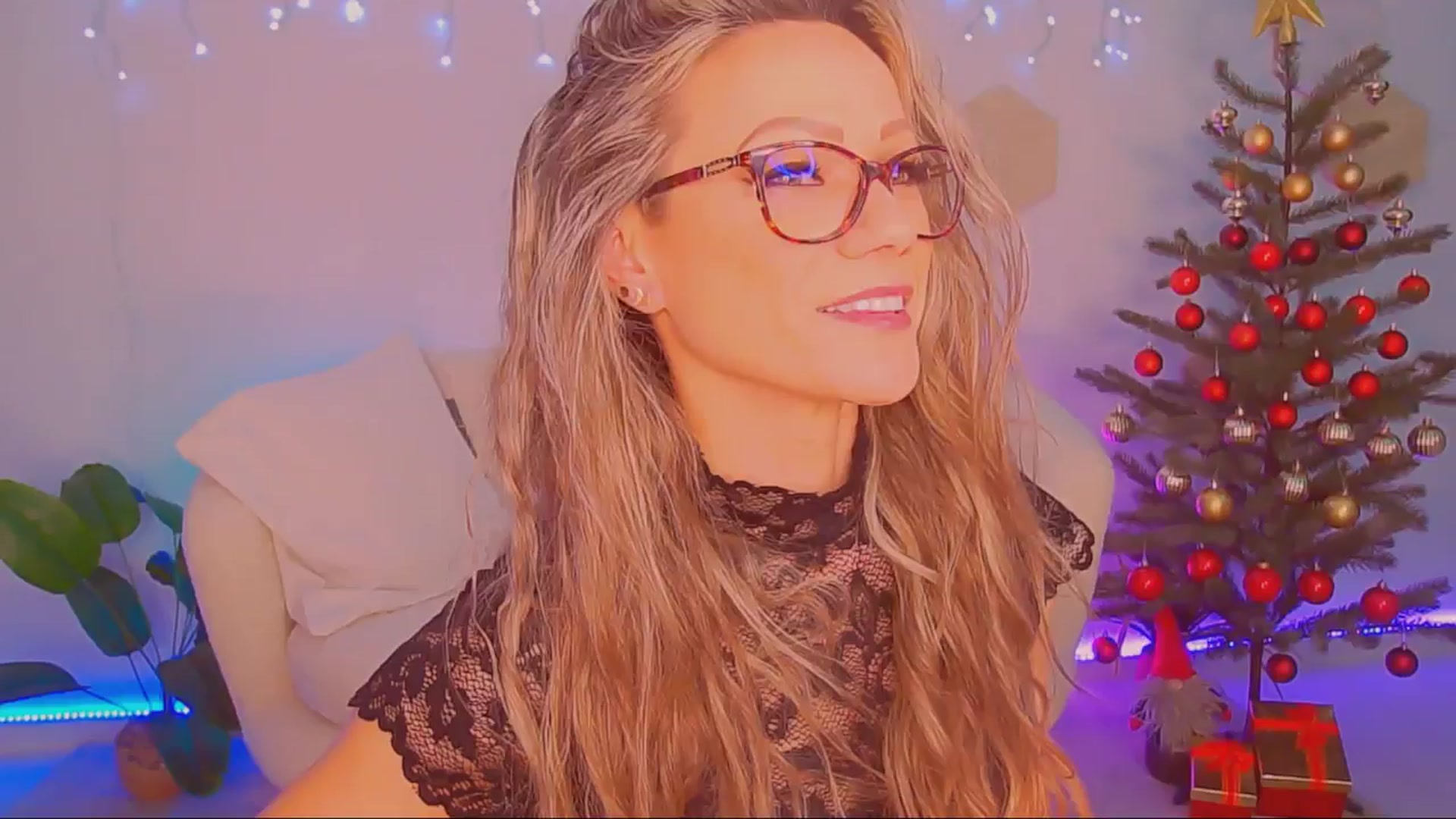 Gallery image thumbnail from Magic__Candy's myfreecams stream on, 11/30/2025, 03:04 image 2 of 20