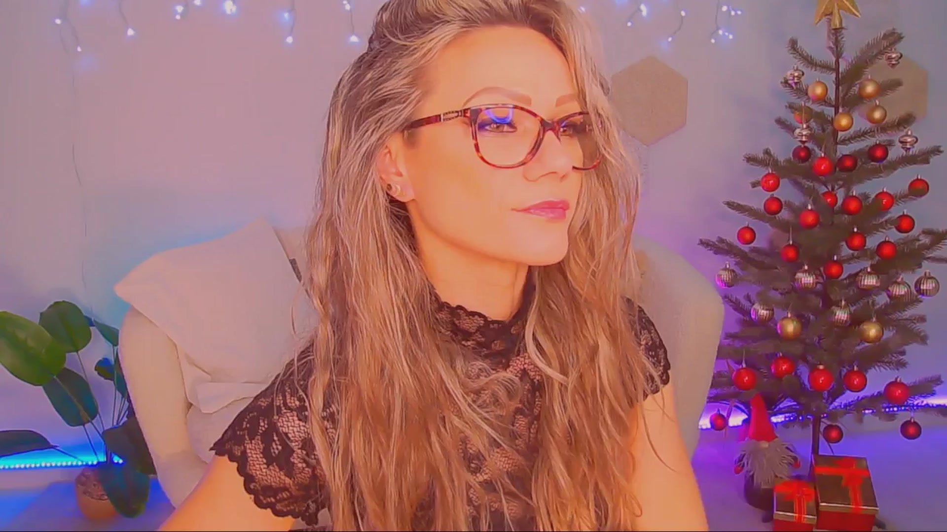 Gallery image thumbnail from Magic__Candy's myfreecams stream on, 11/30/2025, 03:04 image 6 of 20