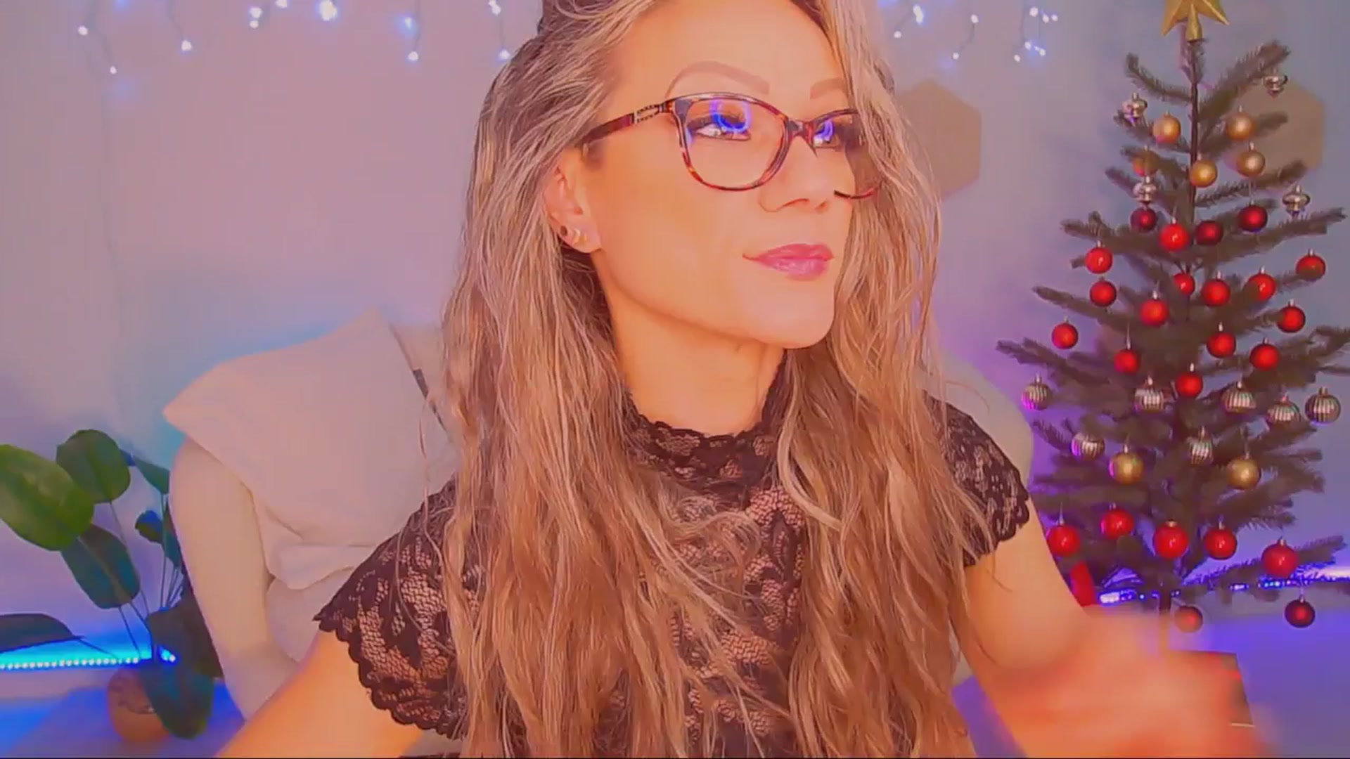 Gallery image thumbnail from Magic__Candy's myfreecams stream on, 11/30/2025, 03:04 image 7 of 20