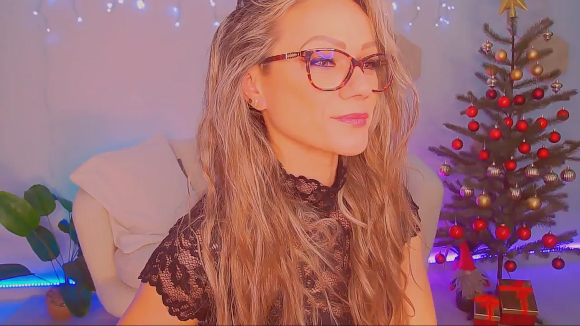 Gallery image thumbnail from Magic__Candy's myfreecams stream on, 11/30/2025, 03:04 image 10 of 20