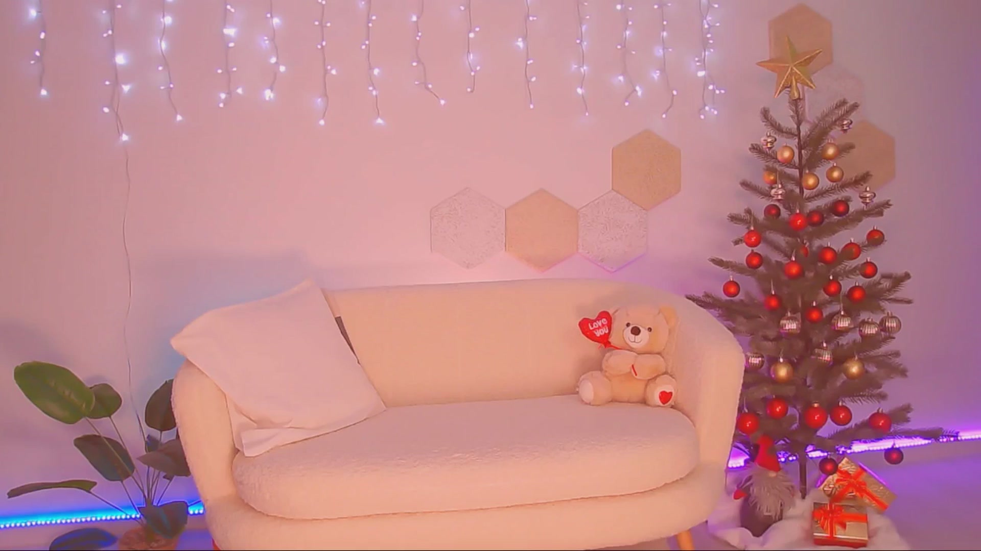 Gallery image thumbnail from Magic__Candy's myfreecams stream on, 12/01/2025, 02:41 image 13 of 20
