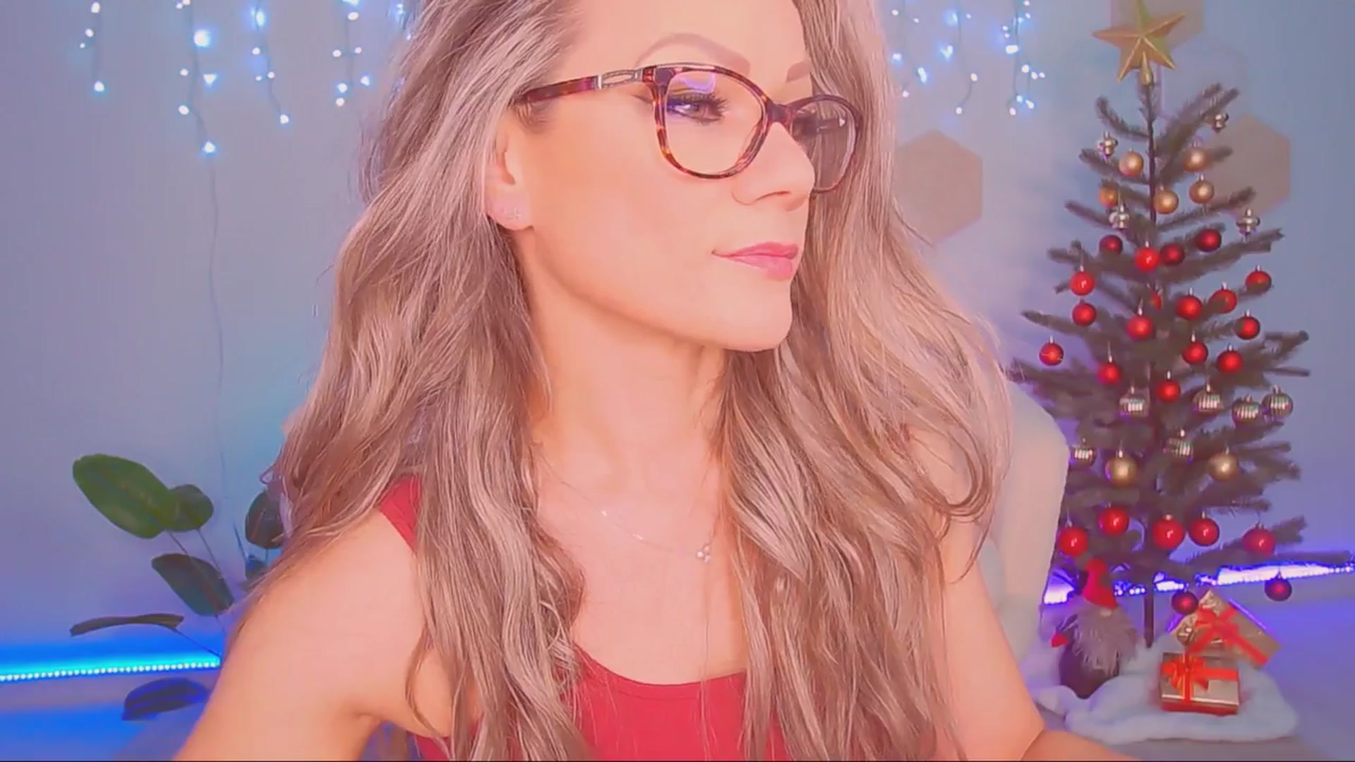 Gallery image thumbnail from Magic__Candy's myfreecams stream on, 12/02/2025, 22:49 image 13 of 20