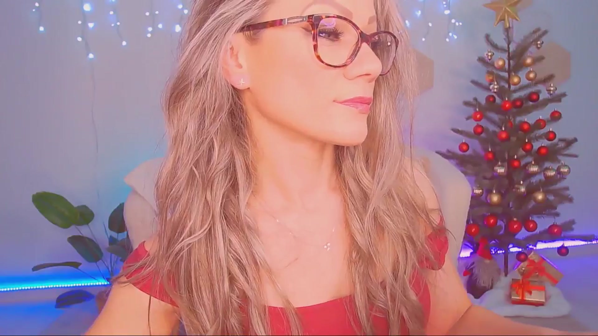 Gallery image thumbnail from Magic__Candy's myfreecams stream on, 12/02/2025, 22:49 image 3 of 20