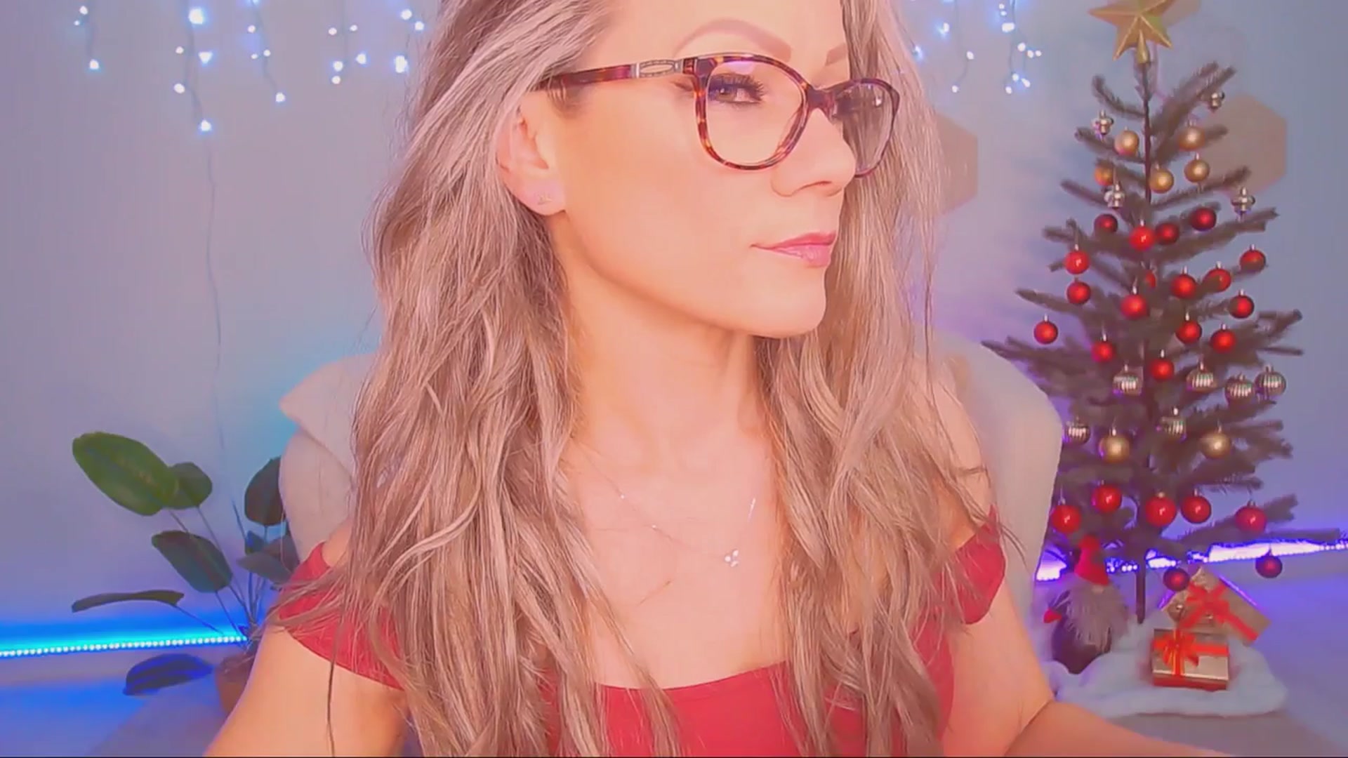 Gallery image thumbnail from Magic__Candy's myfreecams stream on, 12/02/2025, 22:49 image 2 of 20