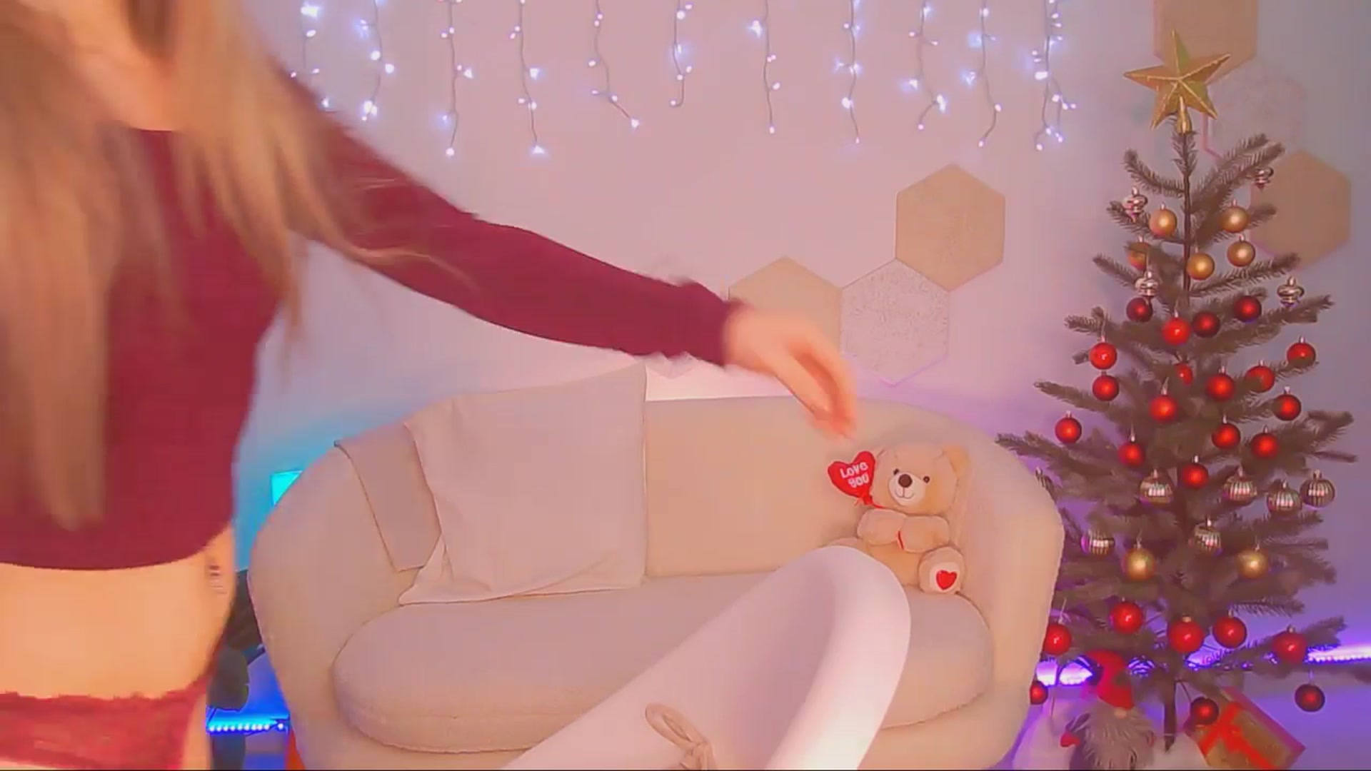 Gallery image thumbnail from Magic__Candy's myfreecams stream on, 12/06/2025, 23:11 image 16 of 20
