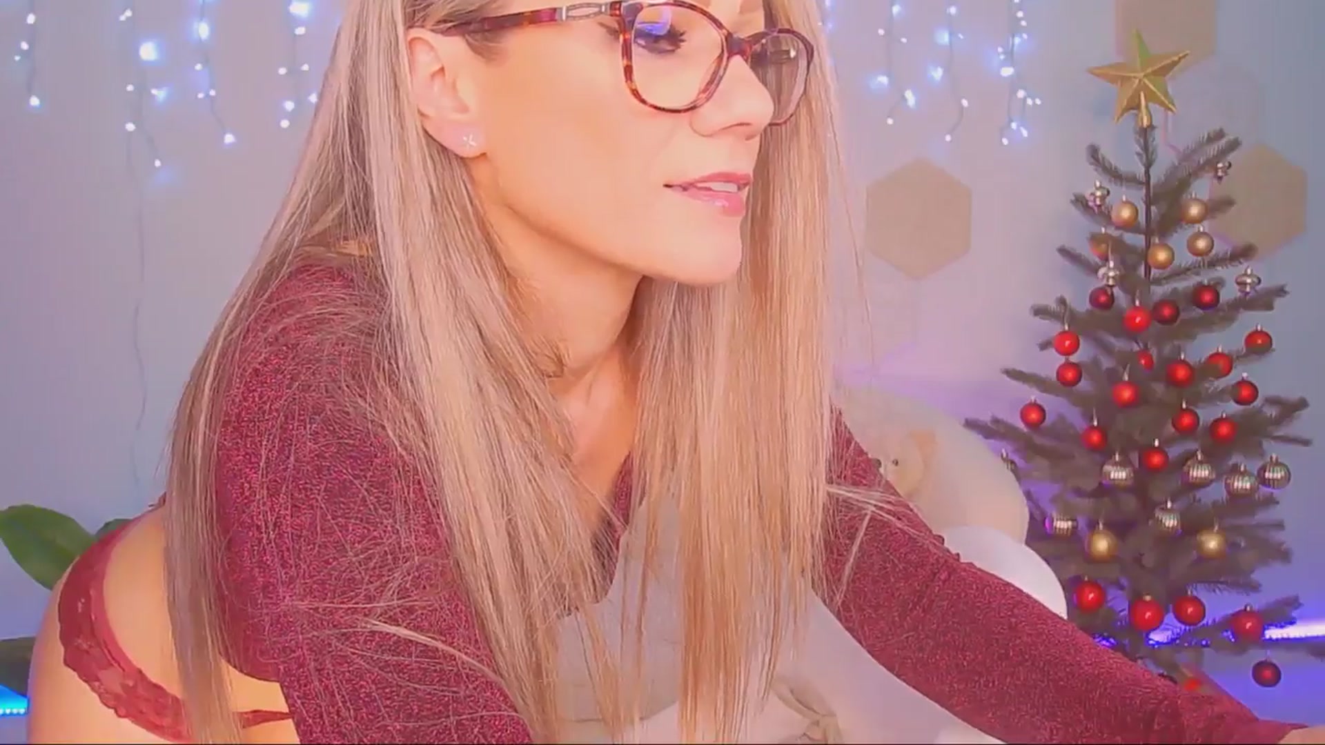 Gallery image thumbnail from Magic__Candy's myfreecams stream on, 12/06/2025, 23:11 image 17 of 20