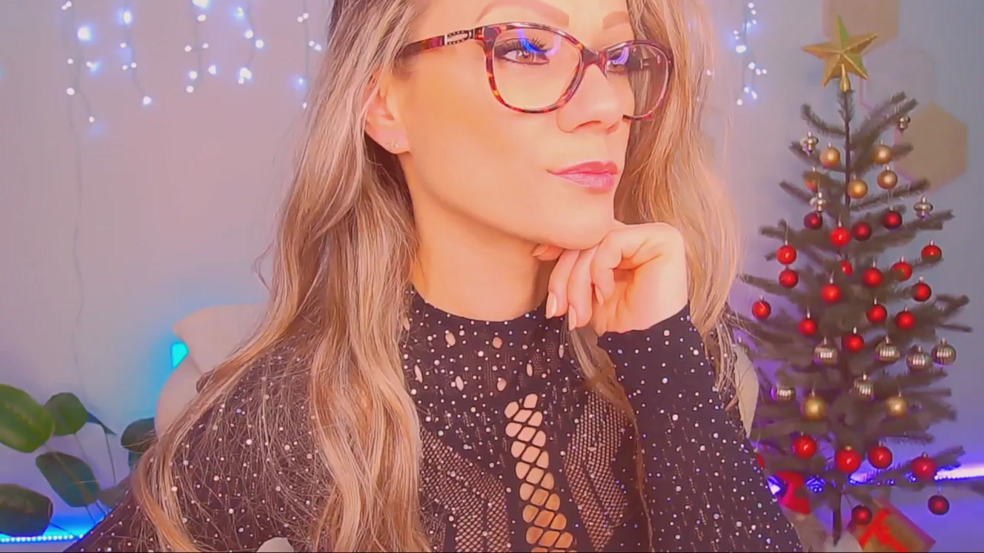 Gallery image thumbnail from Magic__Candy's myfreecams stream on, 12/09/2025, 01:13 image 2 of 20