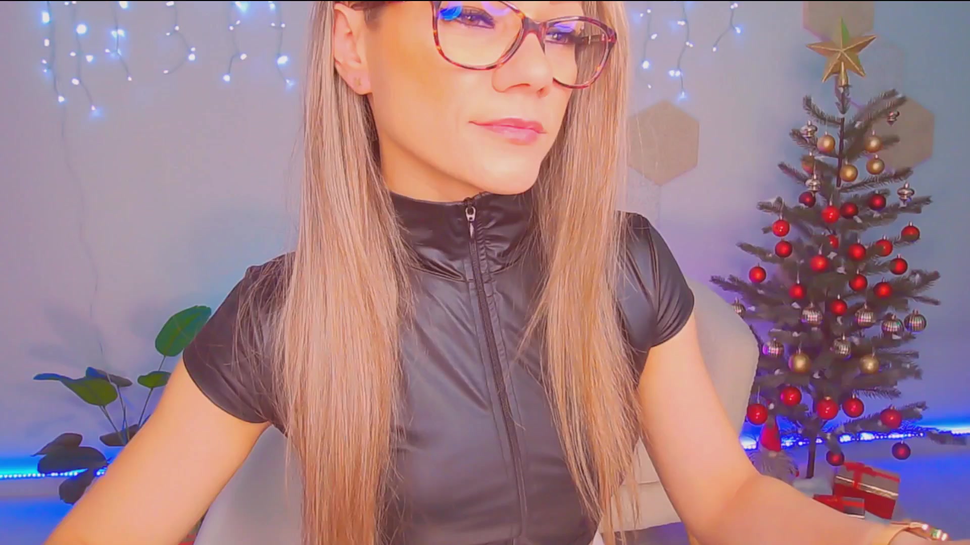 Gallery image thumbnail from Magic__Candy's myfreecams stream on, 01/01/2026, 24:47 image 9 of 20