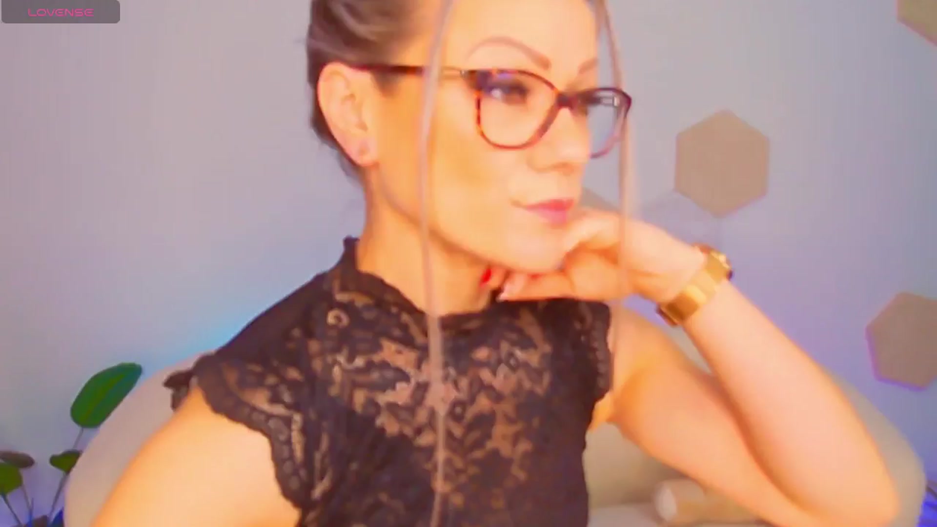 Gallery image thumbnail from Magic__Candy's myfreecams stream on, 01/06/2026, 01:31 image 3 of 20