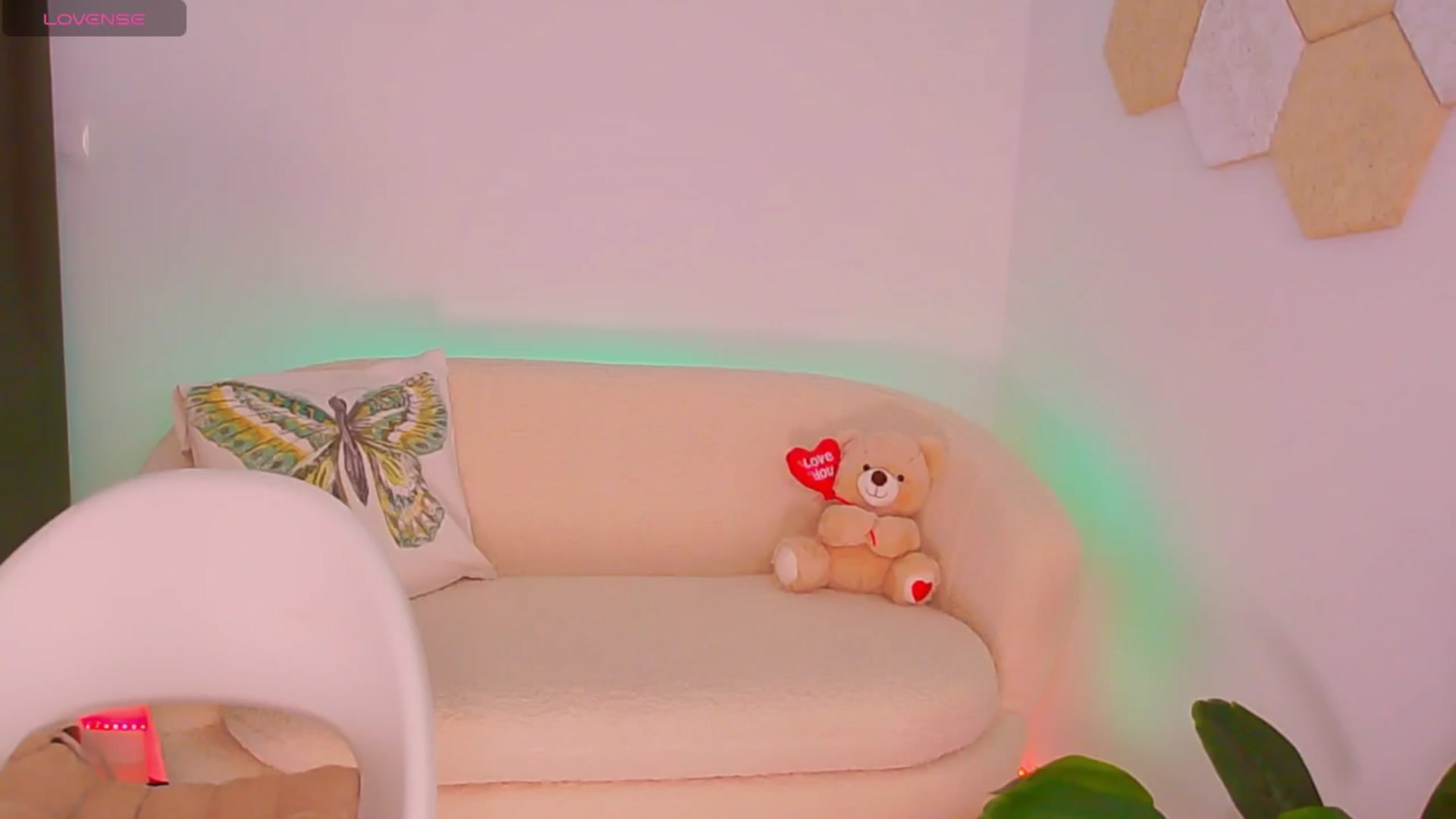 Gallery image thumbnail from Magic__Candy's myfreecams stream on, 01/11/2026, 02:21 image 20 of 20