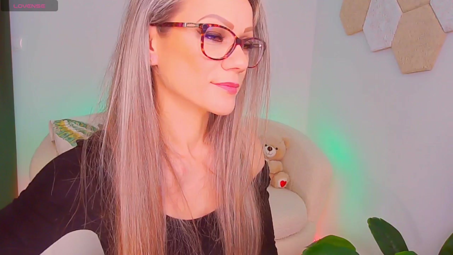 Gallery image thumbnail from Magic__Candy's myfreecams stream on, 01/11/2026, 02:21 image 7 of 20