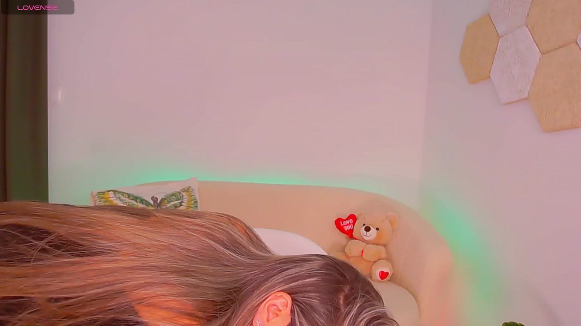 Gallery image thumbnail from Magic__Candy's myfreecams stream on, 01/11/2026, 03:58 image 6 of 20