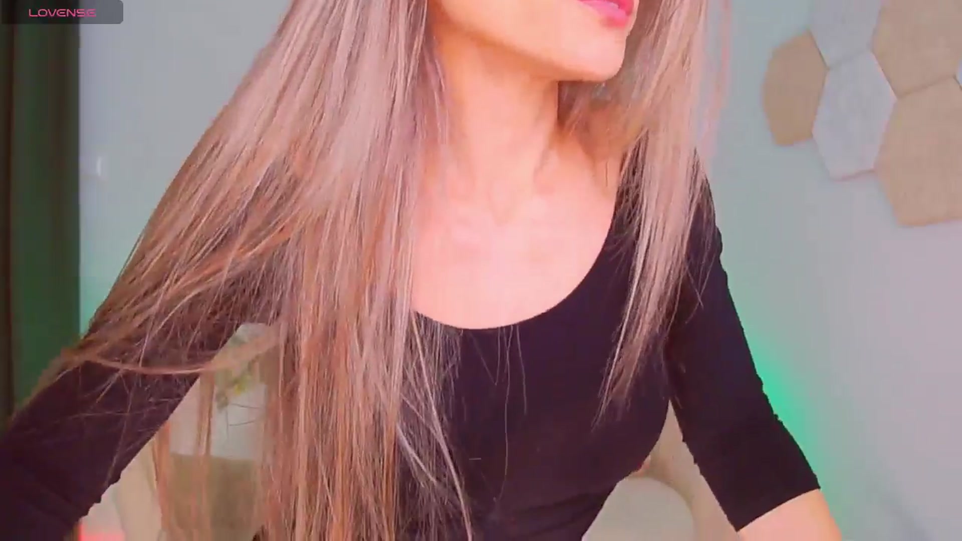 Gallery image thumbnail from Magic__Candy's myfreecams stream on, 01/11/2026, 03:58 image 8 of 20