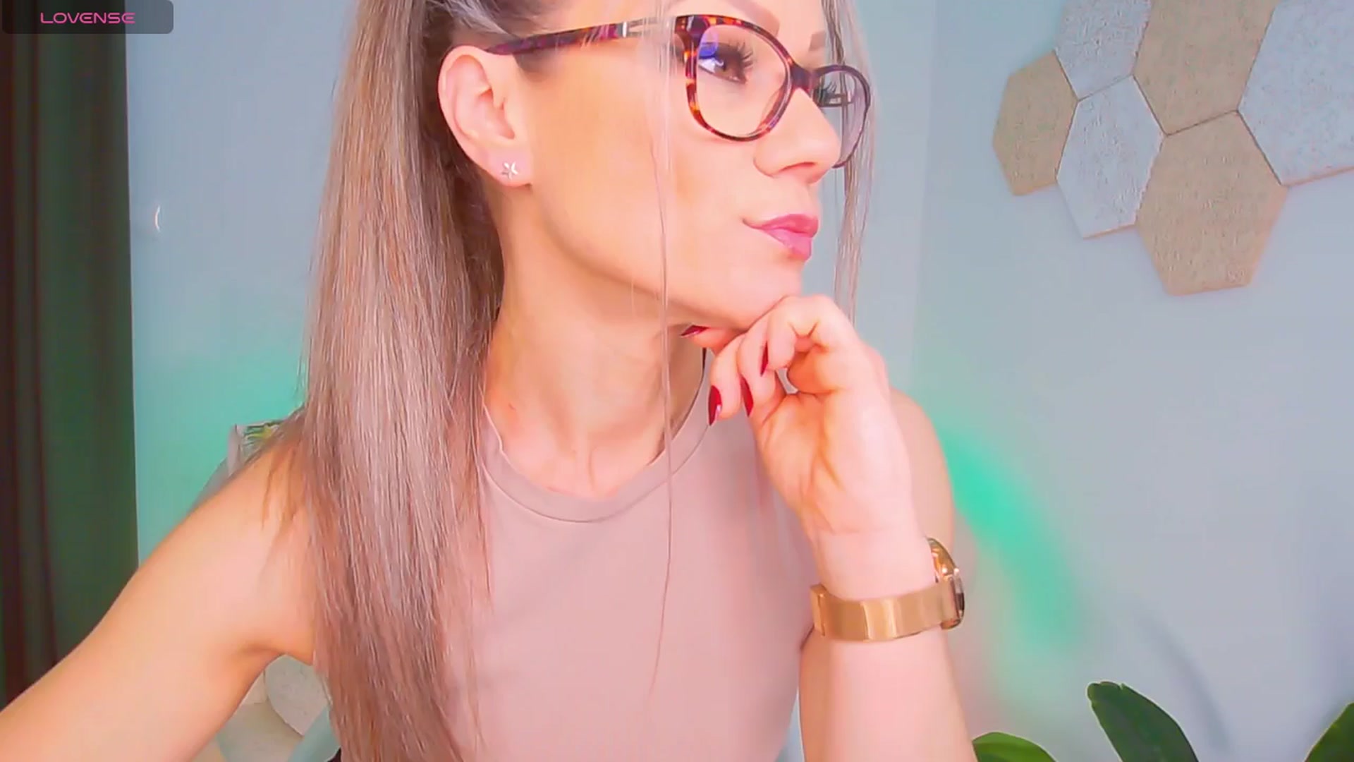 Gallery image thumbnail from Magic__Candy's myfreecams stream on, 01/16/2026, 08:18 image 15 of 20