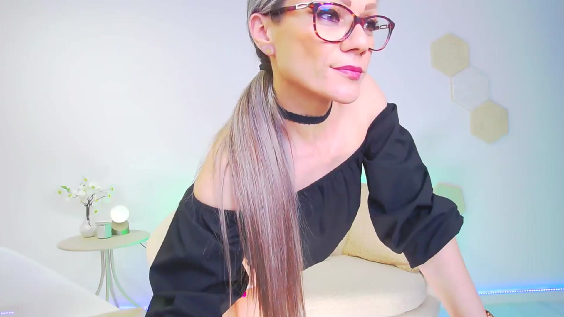 Gallery image thumbnail from Magic__Candy's myfreecams stream on, 04/27/2026, 02:35 image 2 of 20