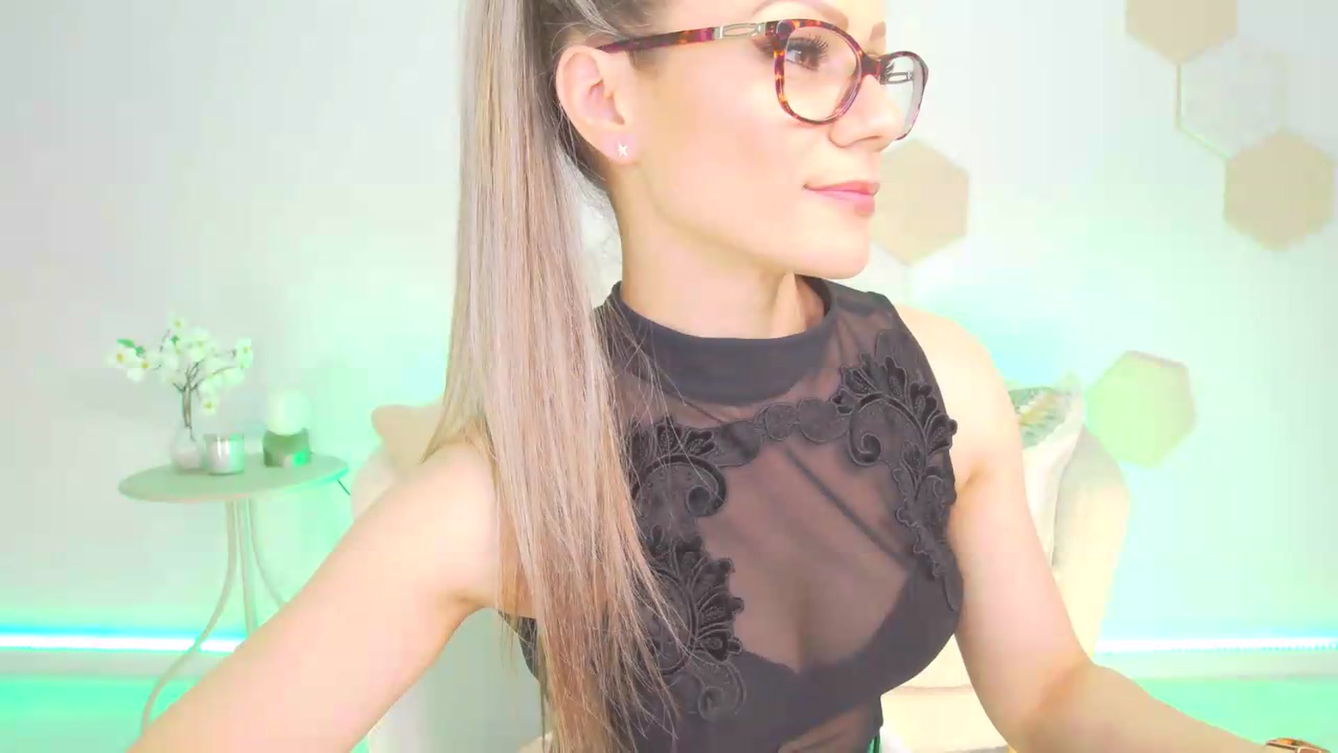 Gallery image thumbnail from Magic__Candy's myfreecams stream on, 06/06/2026, 01:42 image 7 of 20
