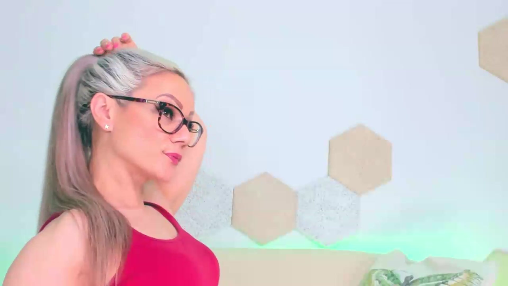 Gallery image thumbnail from Magic__Candy's myfreecams stream on, 06/21/2026, 22:48 image 4 of 20