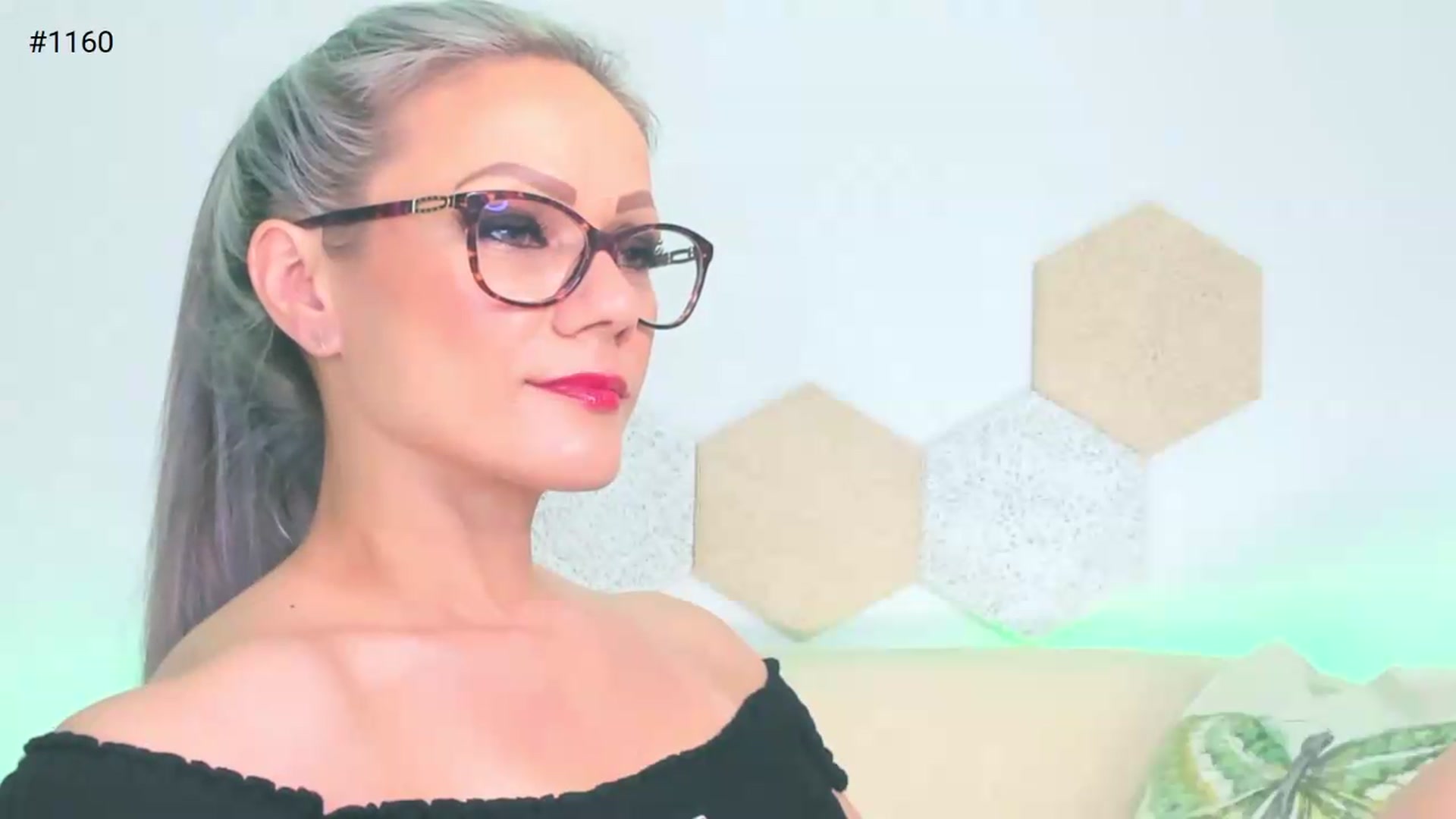 Gallery image thumbnail from Magic__Candy's myfreecams stream on, 07/01/2026, 24:03 image 3 of 20