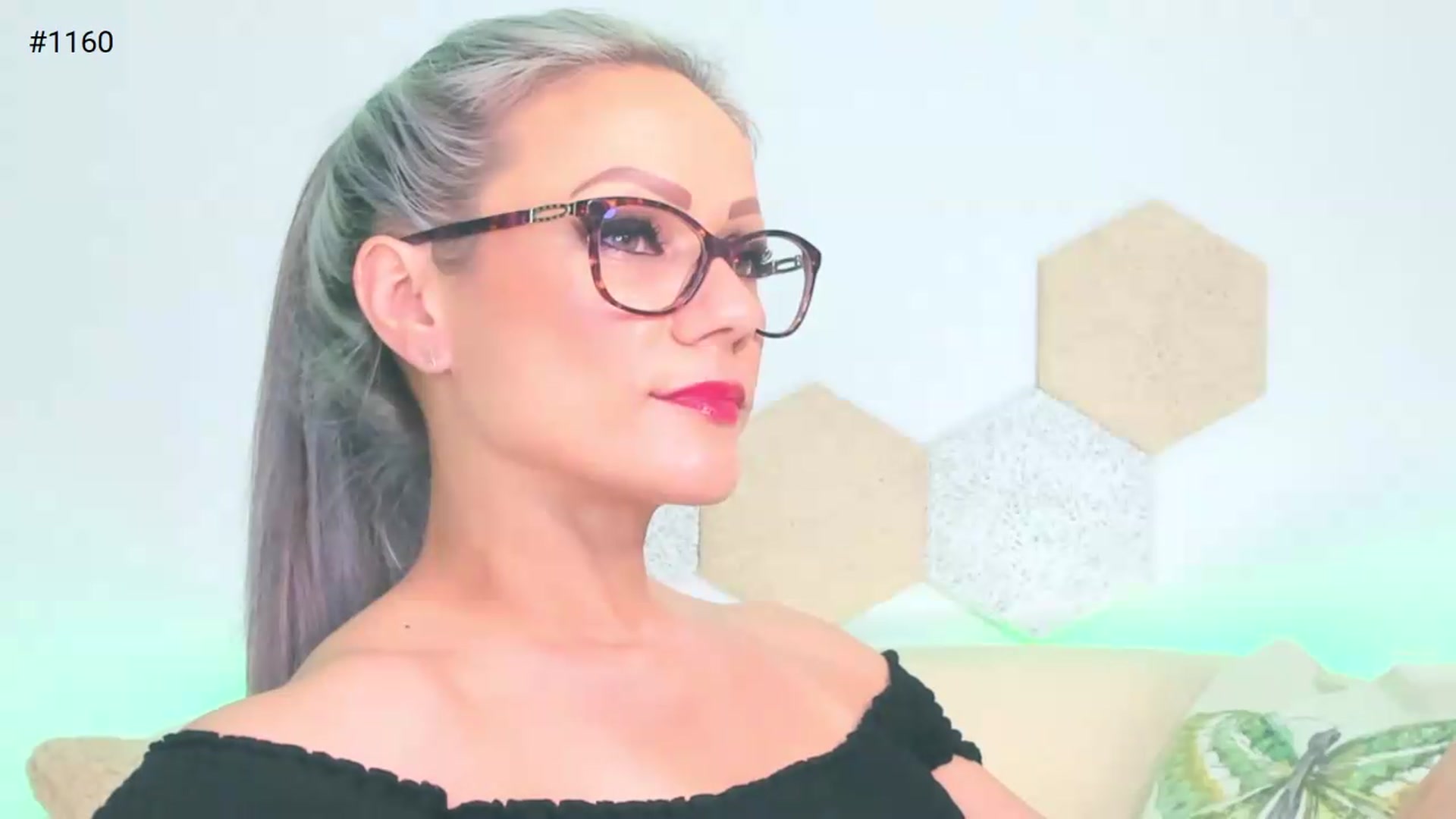 Gallery image thumbnail from Magic__Candy's myfreecams stream on, 07/01/2026, 24:03 image 14 of 20