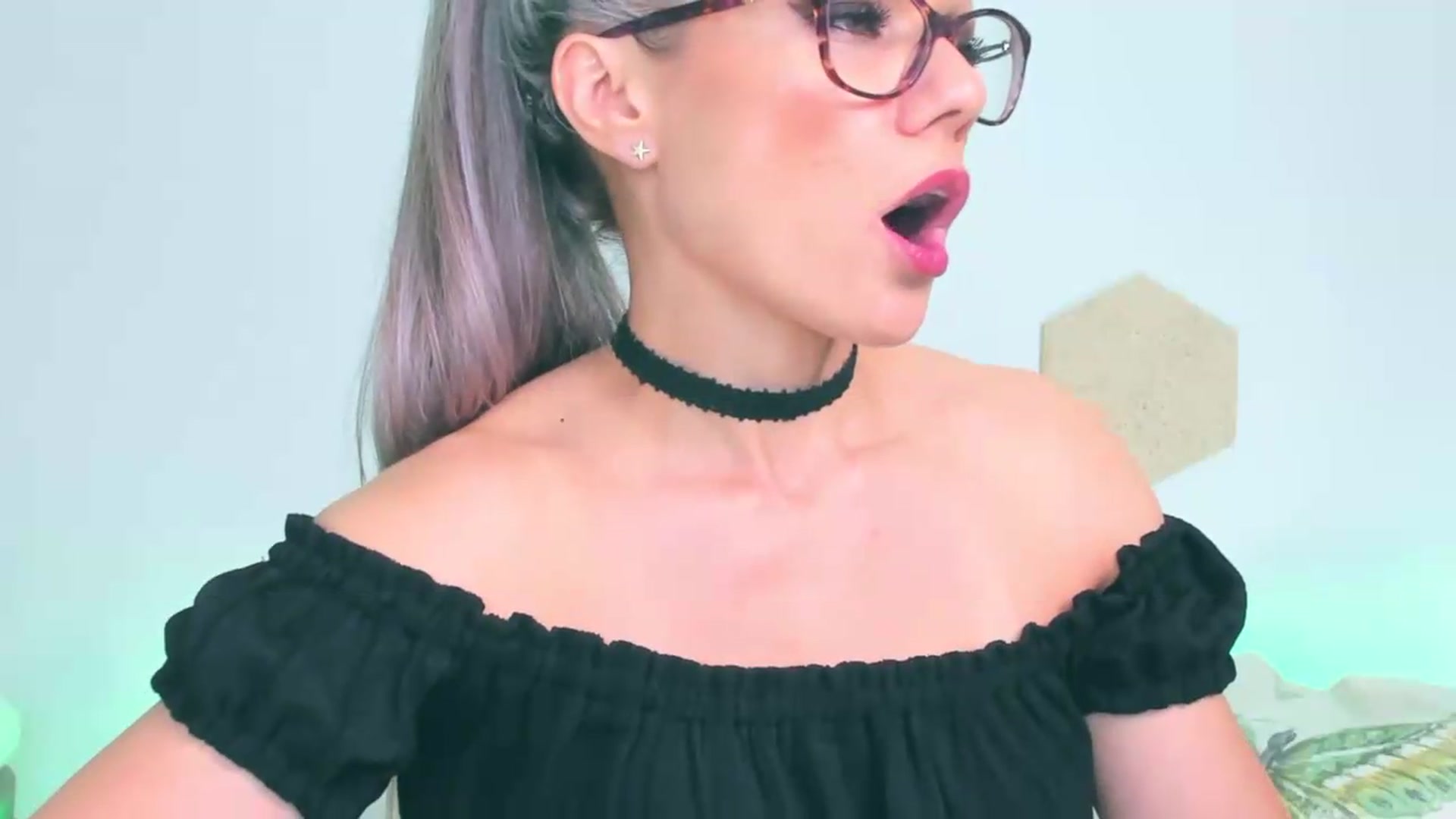 Gallery image thumbnail from Magic__Candy's myfreecams stream on, 07/04/2026, 23:33 image 16 of 20