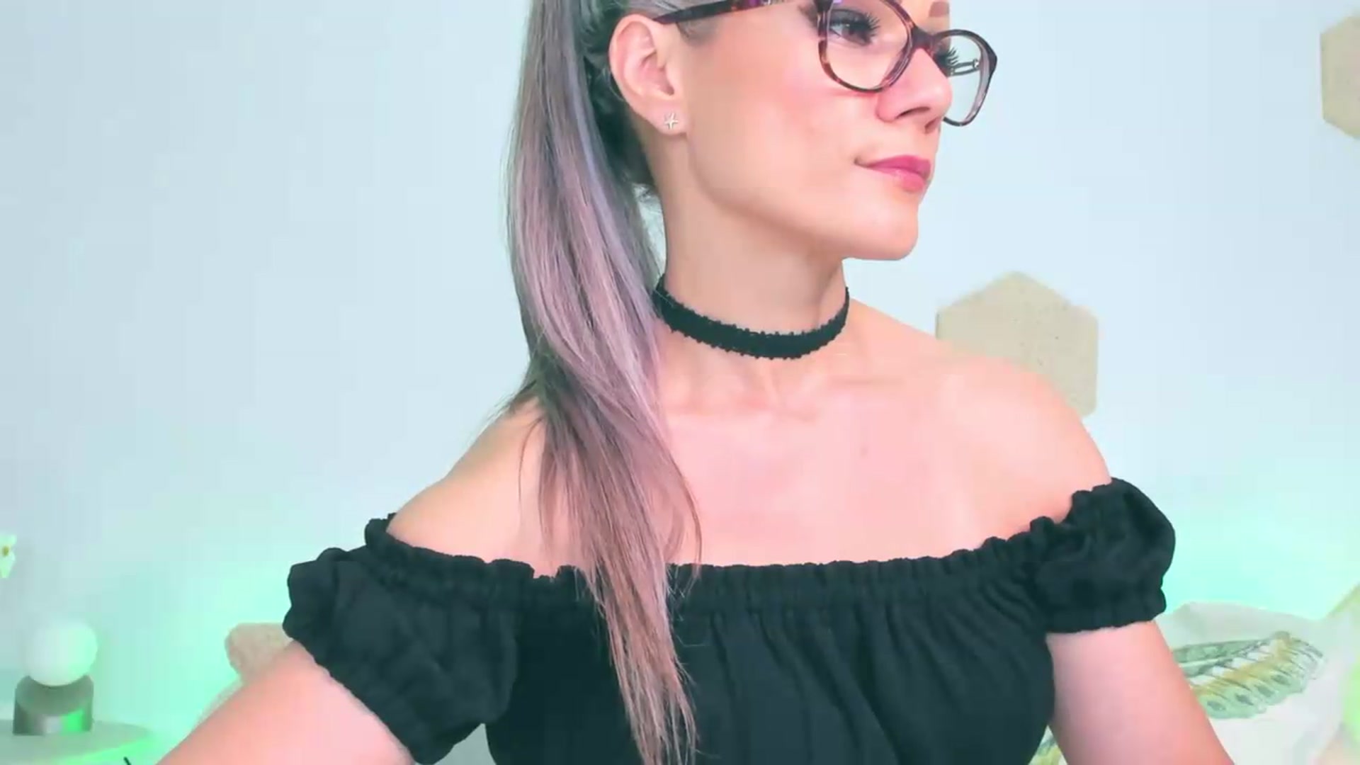 Gallery image thumbnail from Magic__Candy's myfreecams stream on, 07/04/2026, 23:33 image 9 of 20
