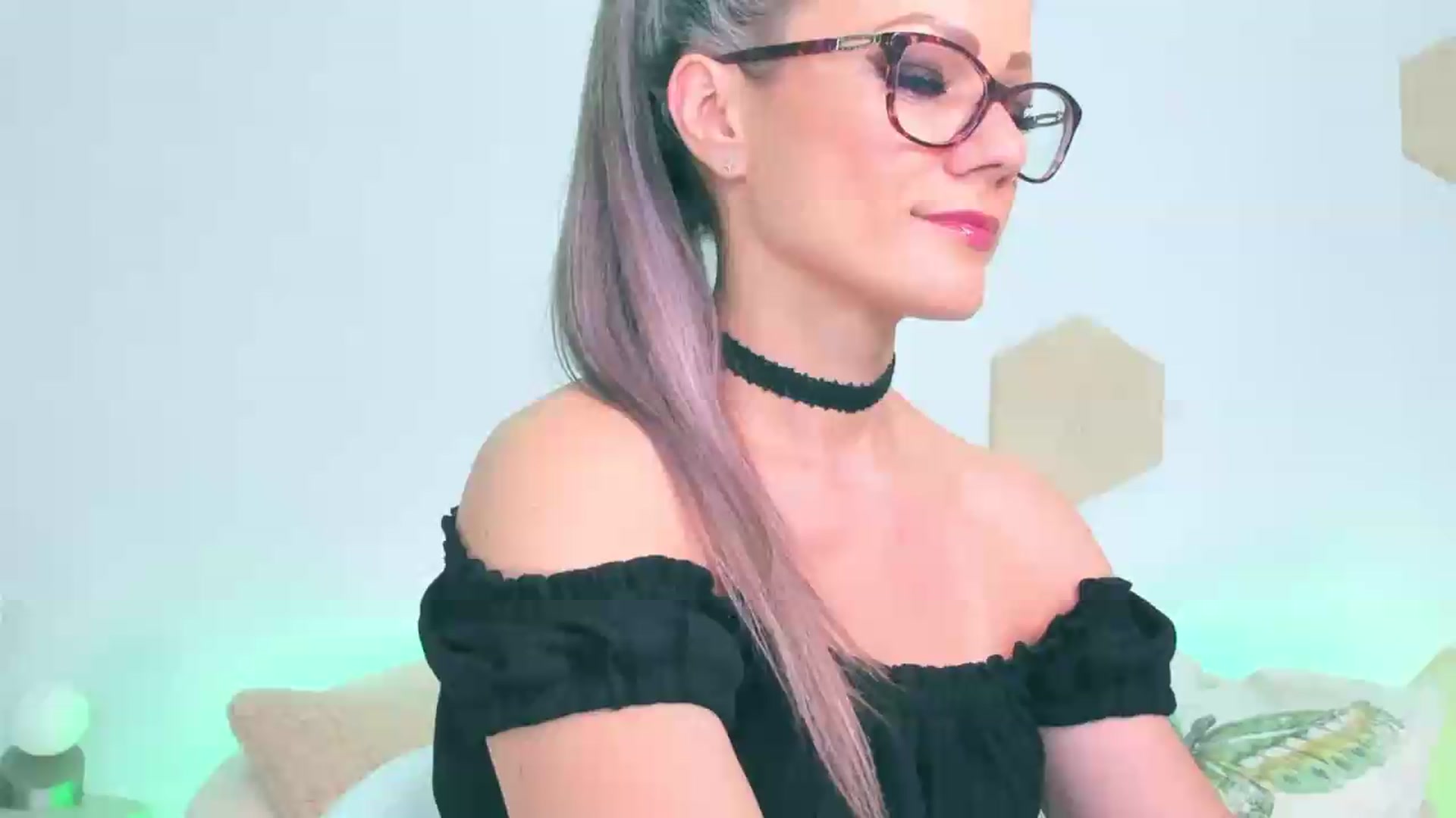 Gallery image thumbnail from Magic__Candy's myfreecams stream on, 07/04/2026, 23:33 image 1 of 20