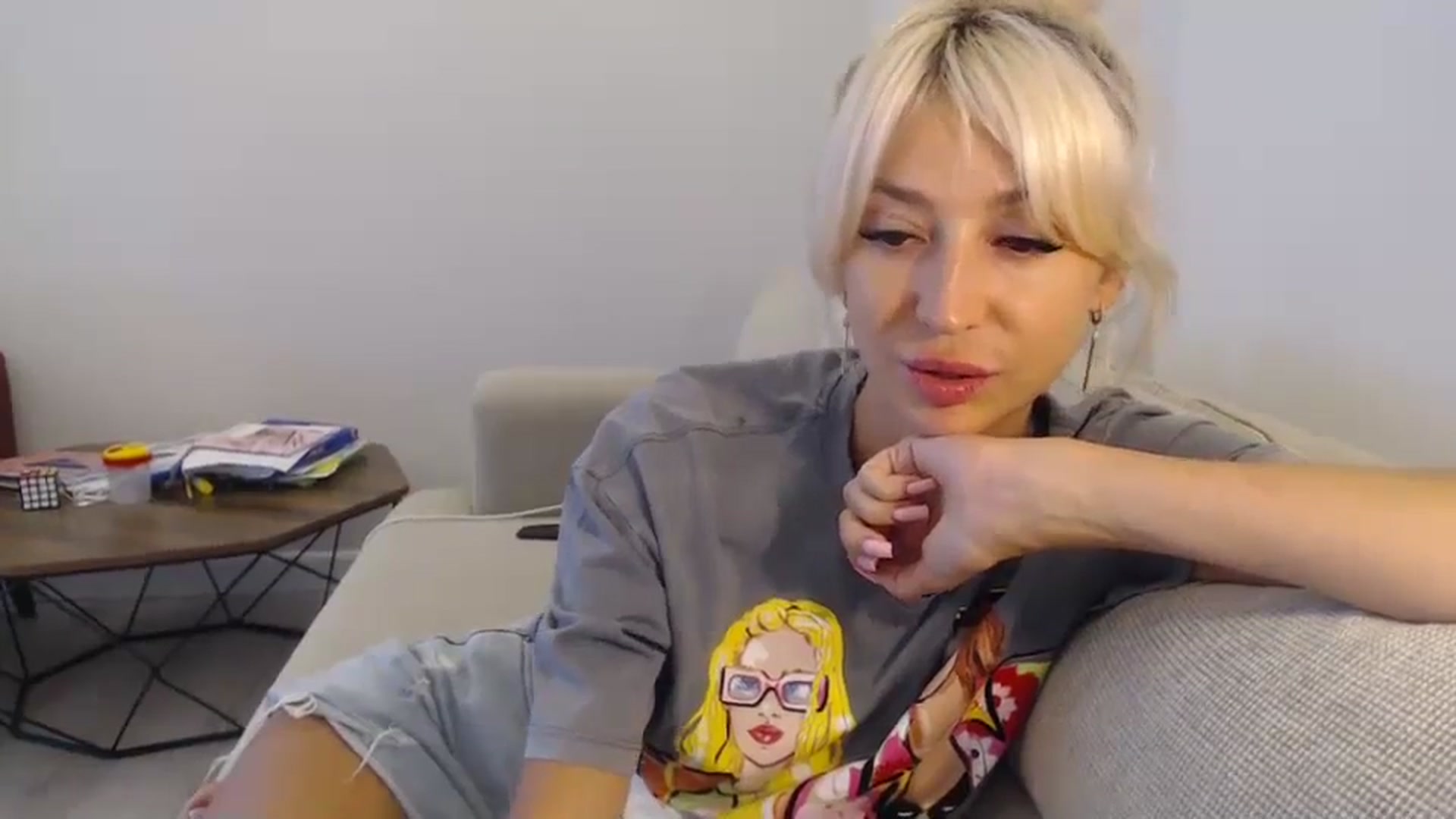 Gallery image thumbnail from Magic__Eyes__'s myfreecams stream on, 09/05/2023, 11:53 image 11 of 20