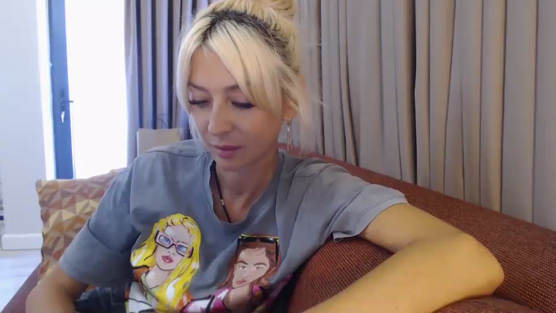 Gallery image thumbnail from Magic__Eyes__'s myfreecams stream on, 09/07/2023, 13:25 image 15 of 20