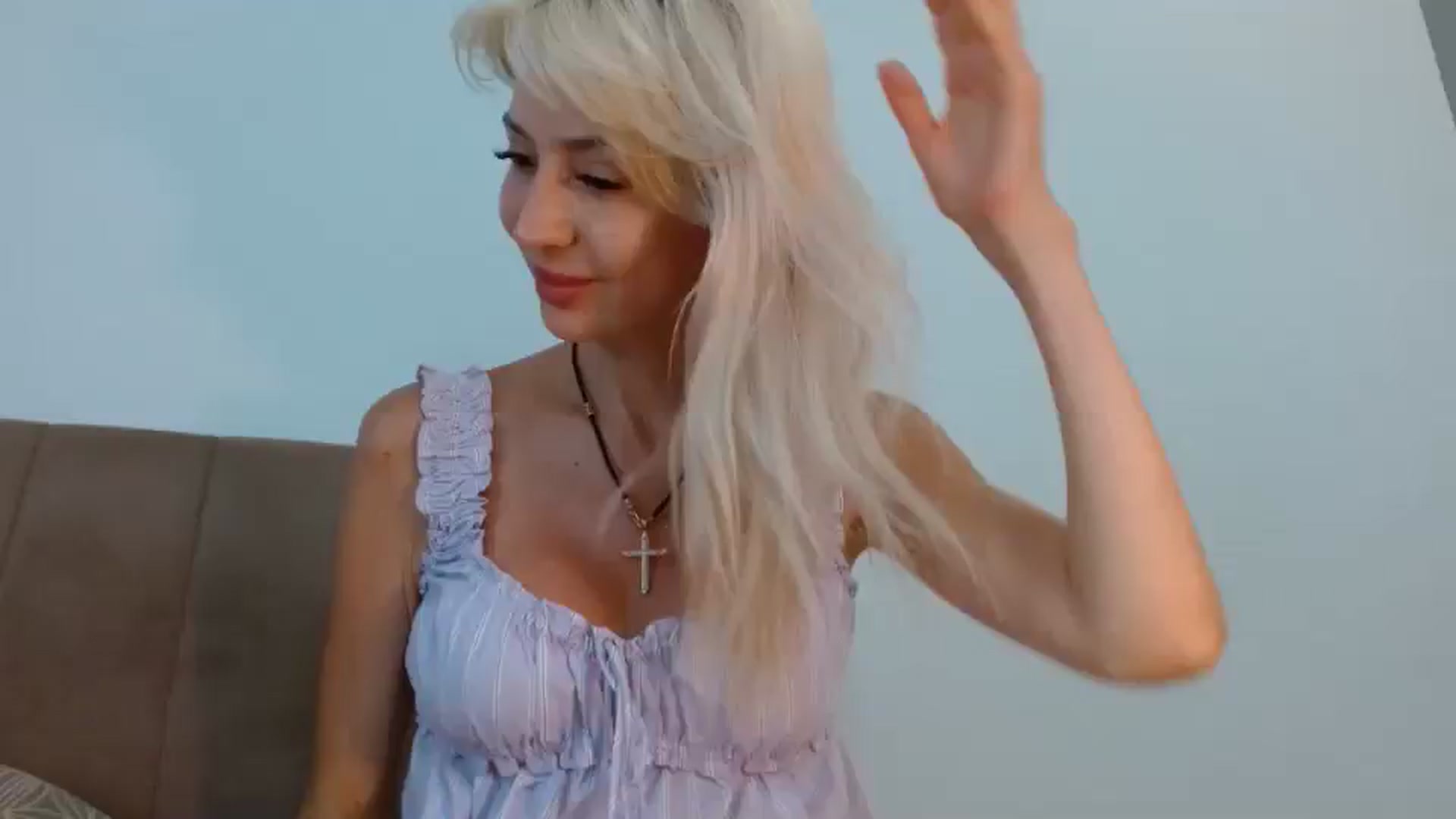 Gallery image thumbnail from Magic__Eyes__'s myfreecams stream on, 06/24/2024, 12:38 image 1 of 20
