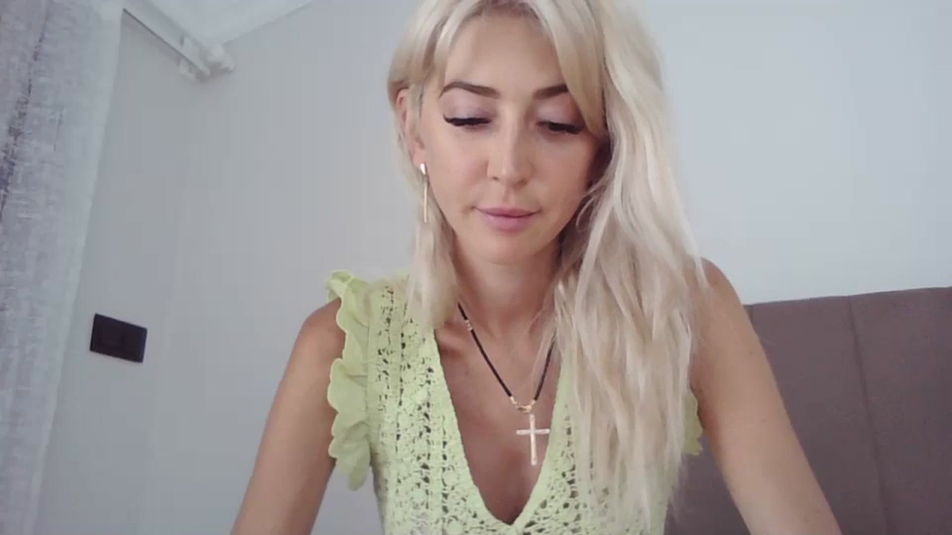 Gallery image thumbnail from Magic__Eyes__'s myfreecams stream on, 07/13/2024, 12:44 image 5 of 20