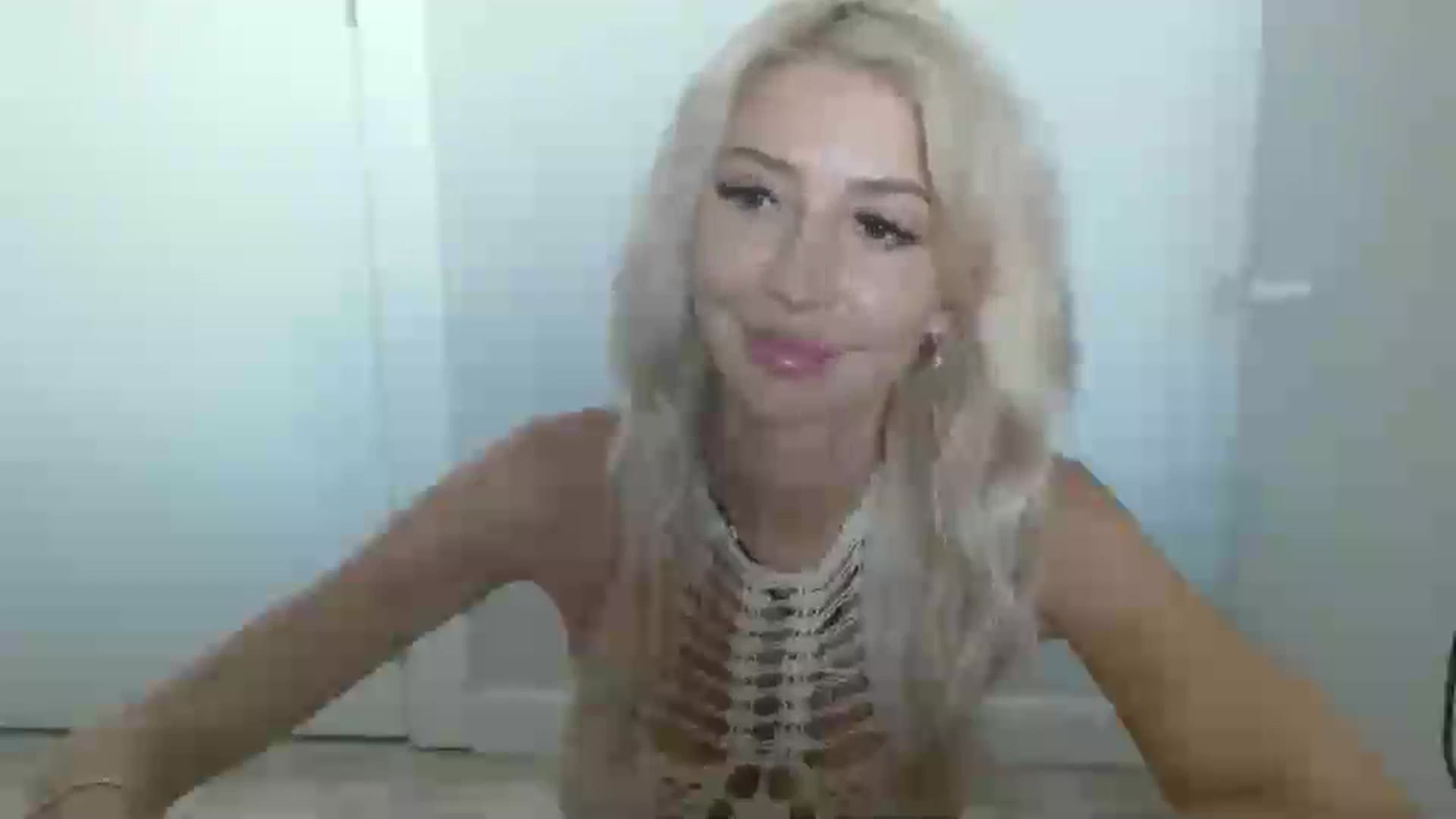 Gallery image thumbnail from Magic__Eyes__'s myfreecams stream on, 08/24/2024, 12:03 image 20 of 20