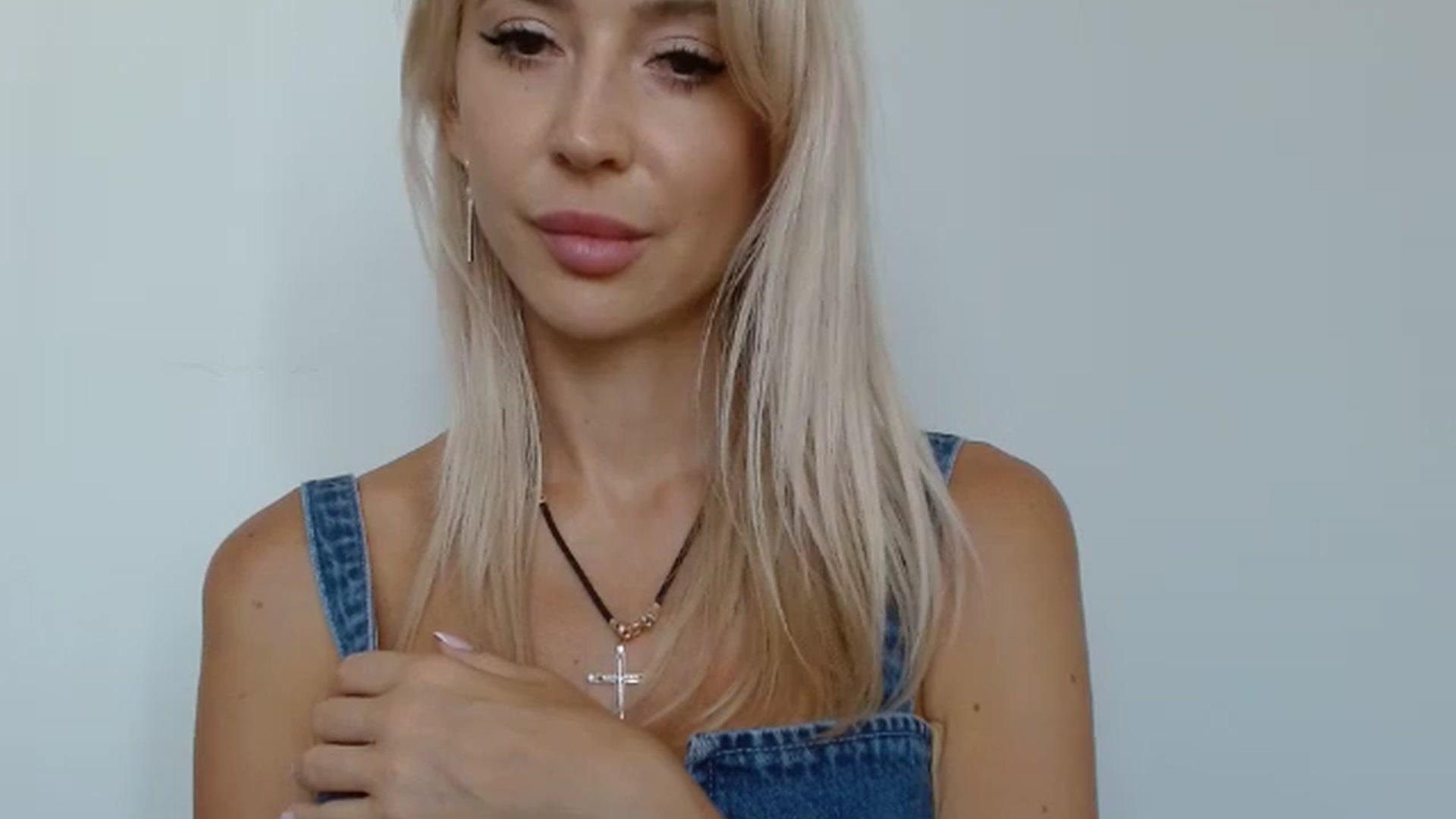 Gallery image thumbnail from Magic__Eyes__'s myfreecams stream on, 09/14/2024, 11:18 image 20 of 20