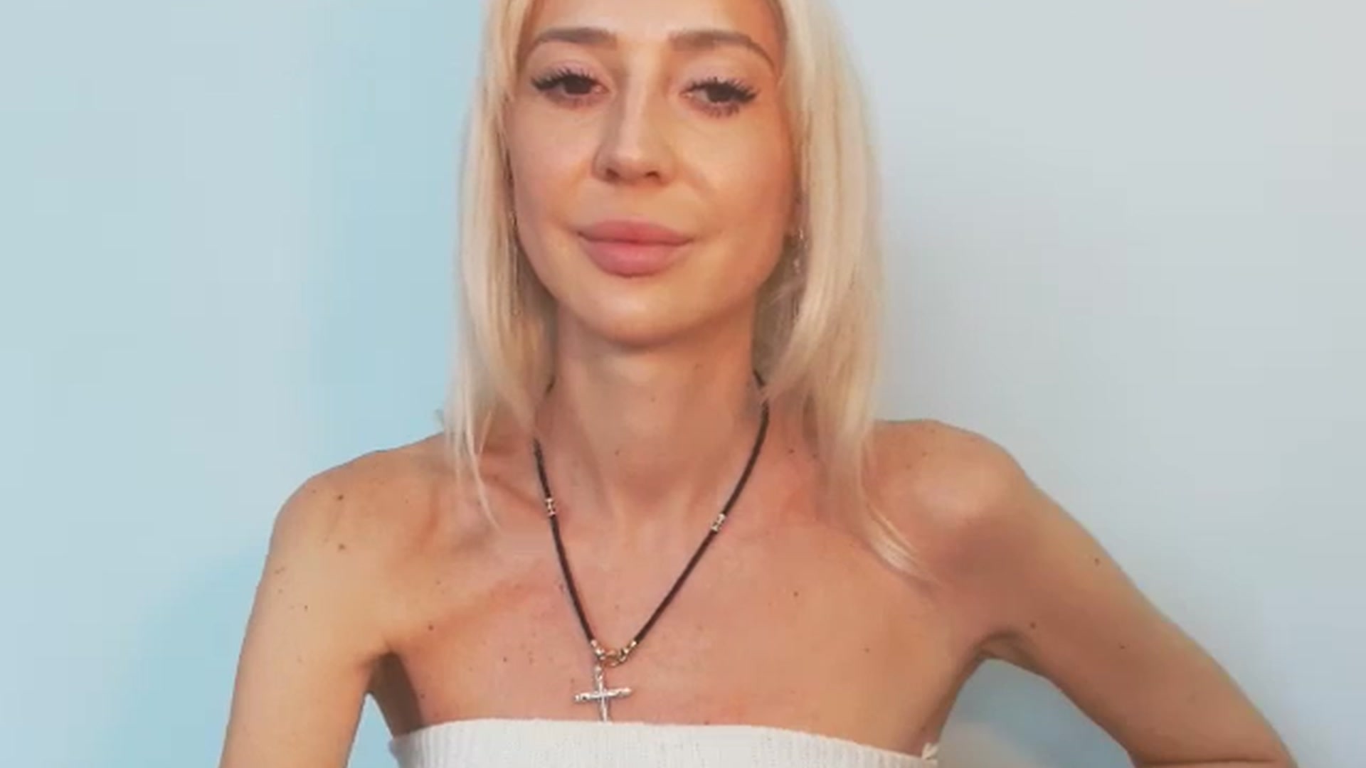 Gallery image thumbnail from Magic__Eyes__'s myfreecams stream on, 03/27/2025, 11:42 image 3 of 20